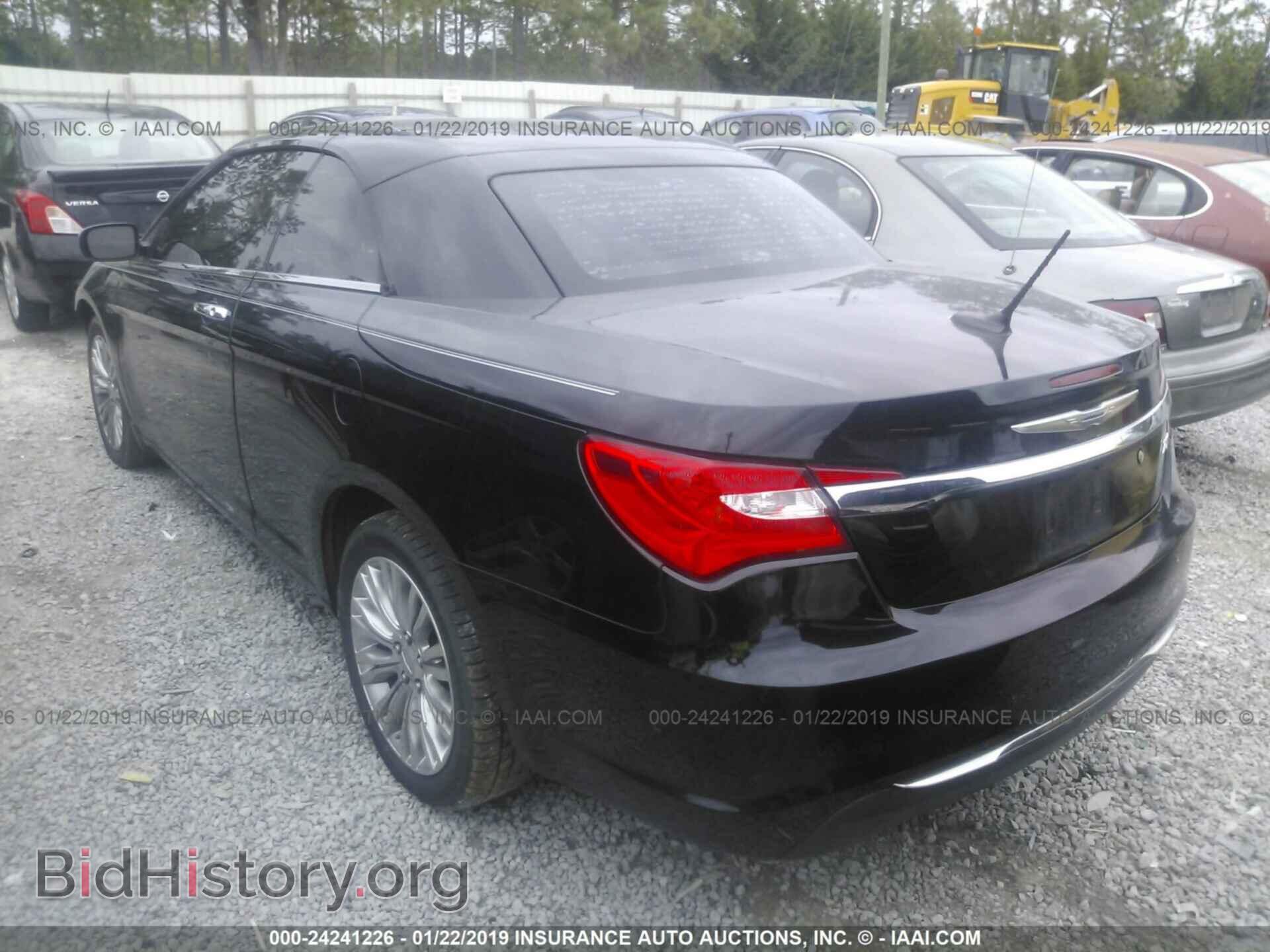 2012 CHRYSLER 200 - VIN: 1C3BCBFG8CN210437 - Фото 3