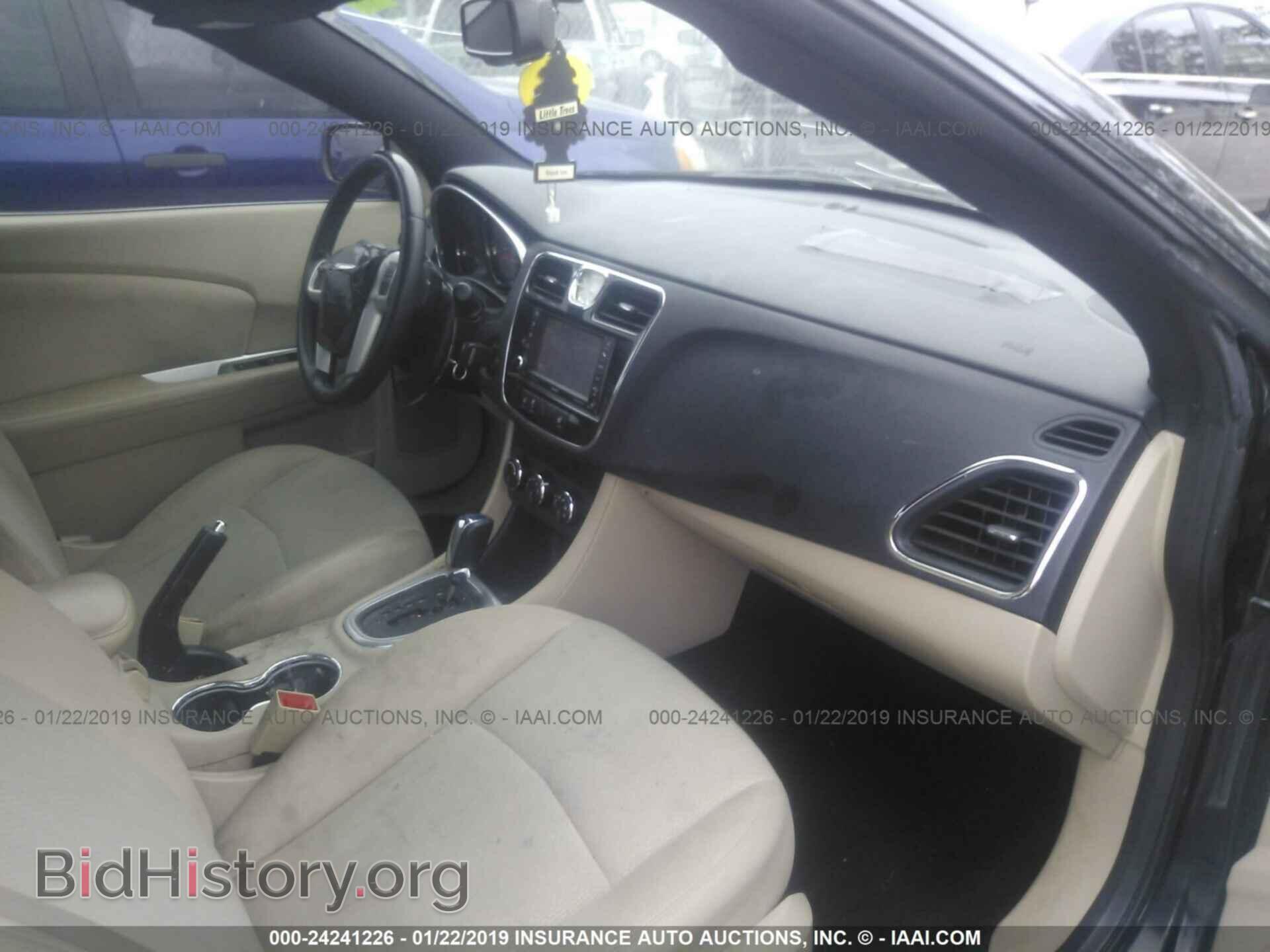 2012 CHRYSLER 200 - VIN: 1C3BCBFG8CN210437 - Фото 5