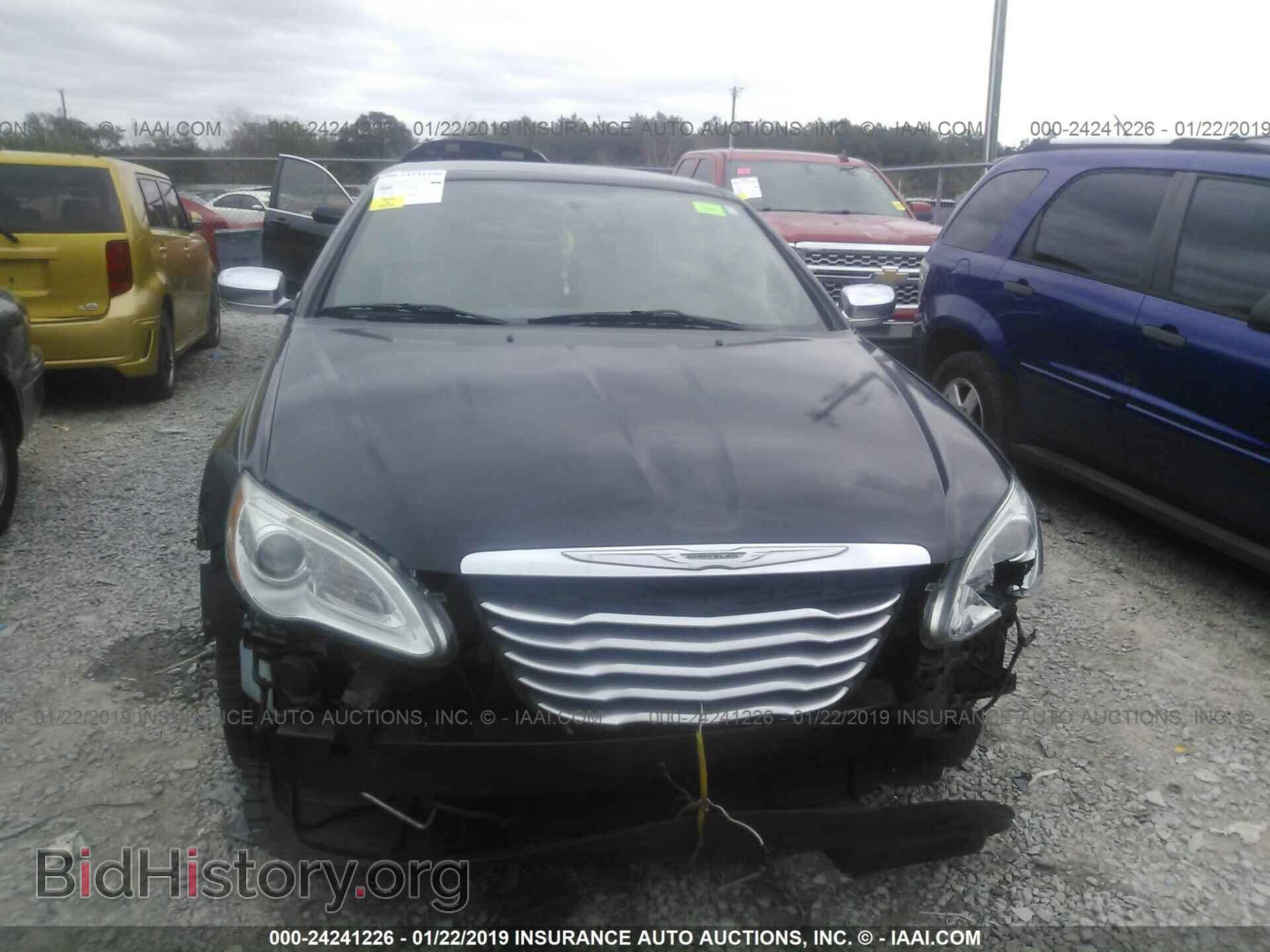 2012 CHRYSLER 200 - VIN: 1C3BCBFG8CN210437 - Фото 6