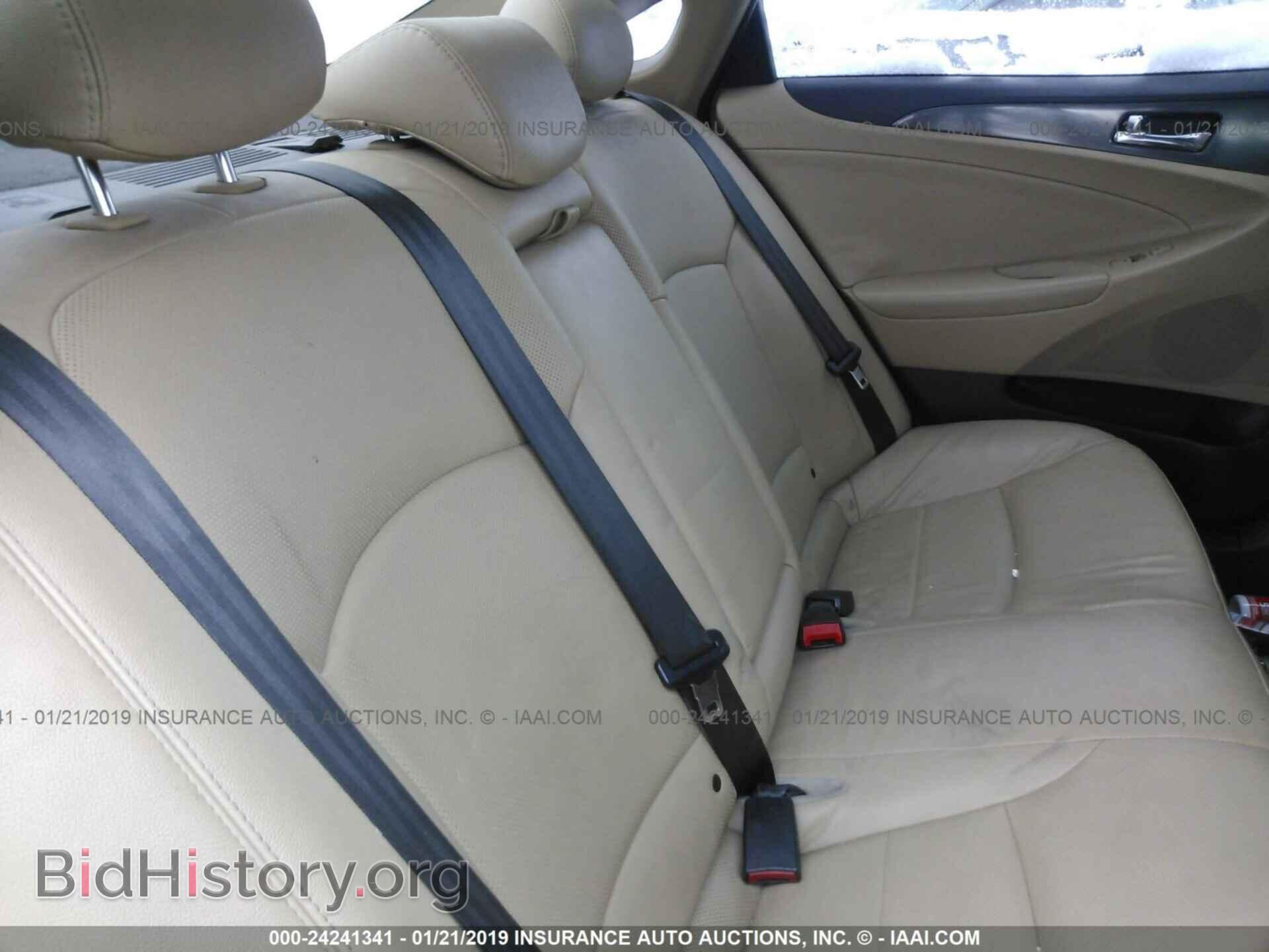 2012 HYUNDAI SONATA - VIN: KMHEC4A44CA057690 - Photo 8