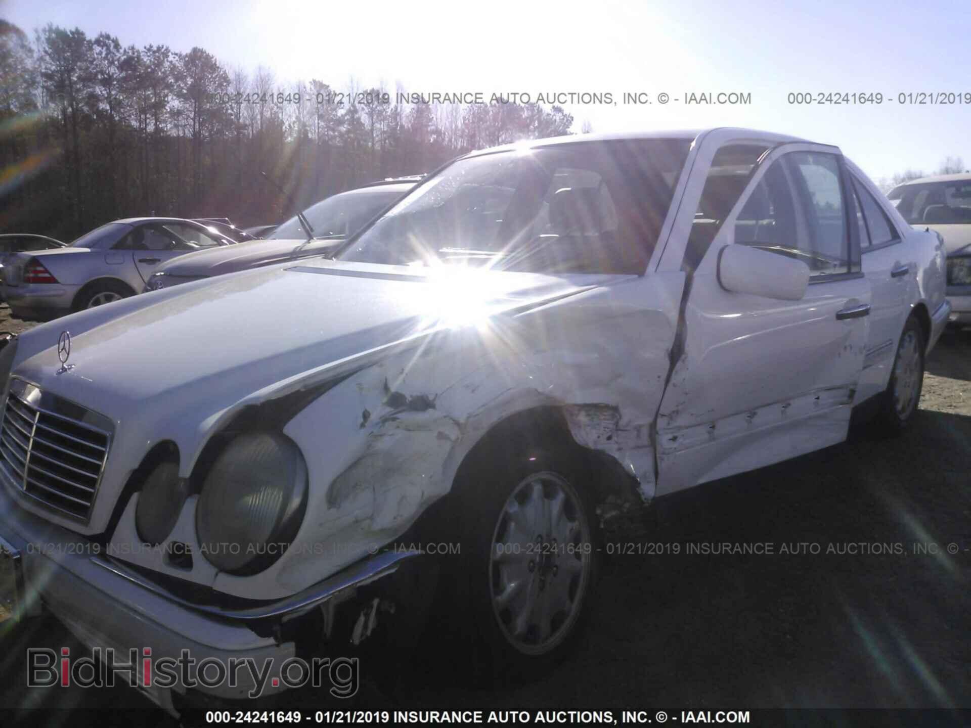 1996 MERCEDES-BENZ E - VIN: WDBJF55FXTJ018306 - Photo 2