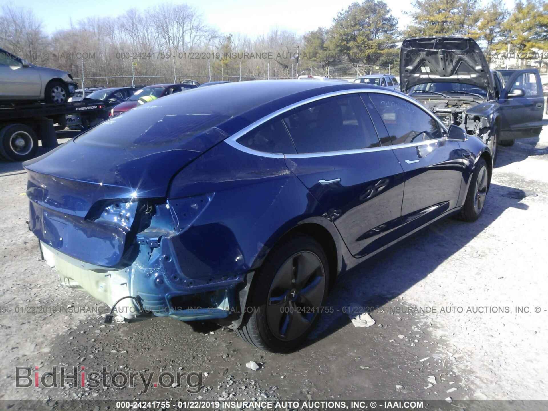 2018 TESLA MODEL 3 - VIN: 5YJ3E1EA1JF017060 - Photo 4