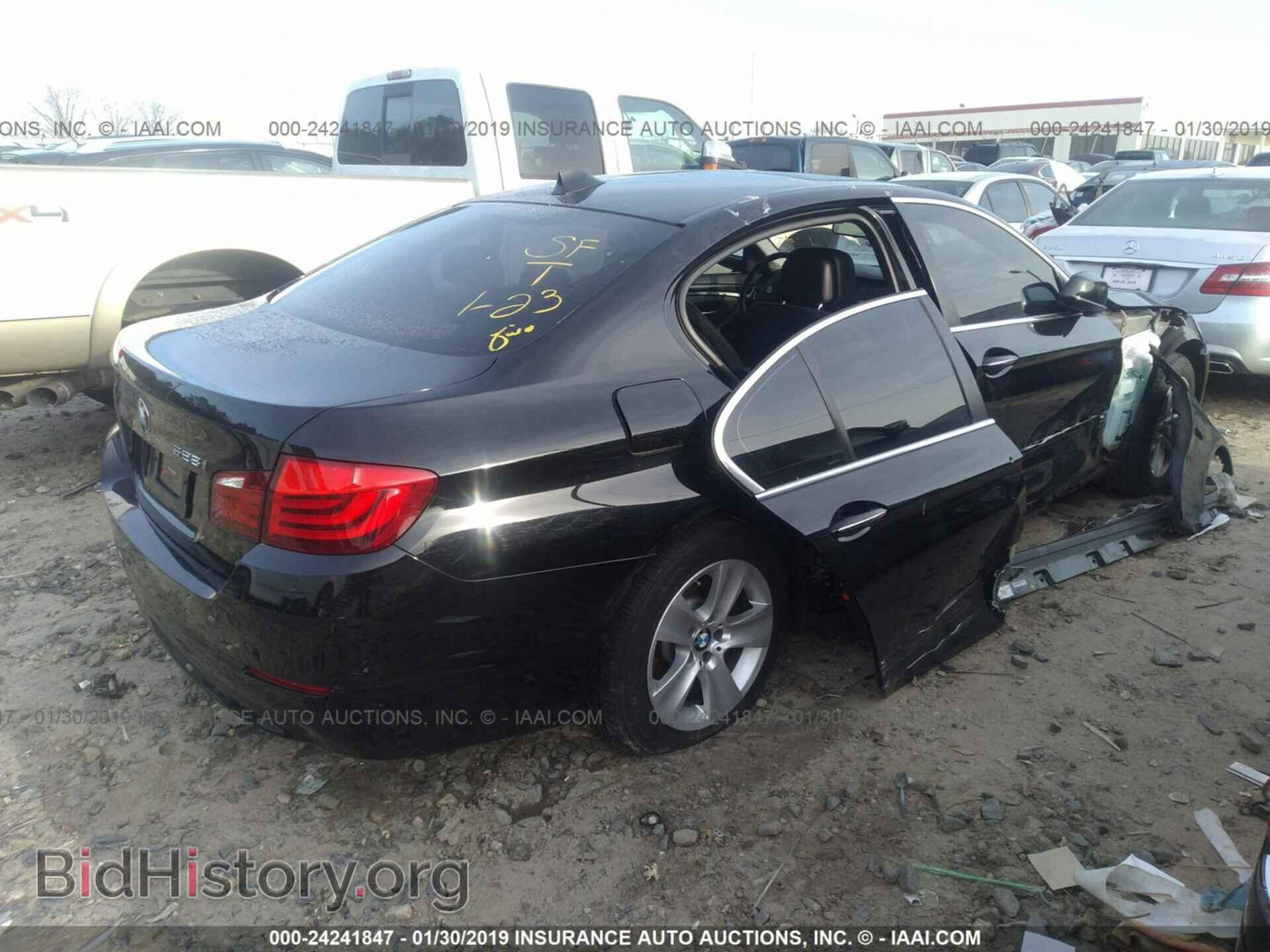 2011 BMW 528 - VIN: WBAFR1C50BDS36928 - Фото 4