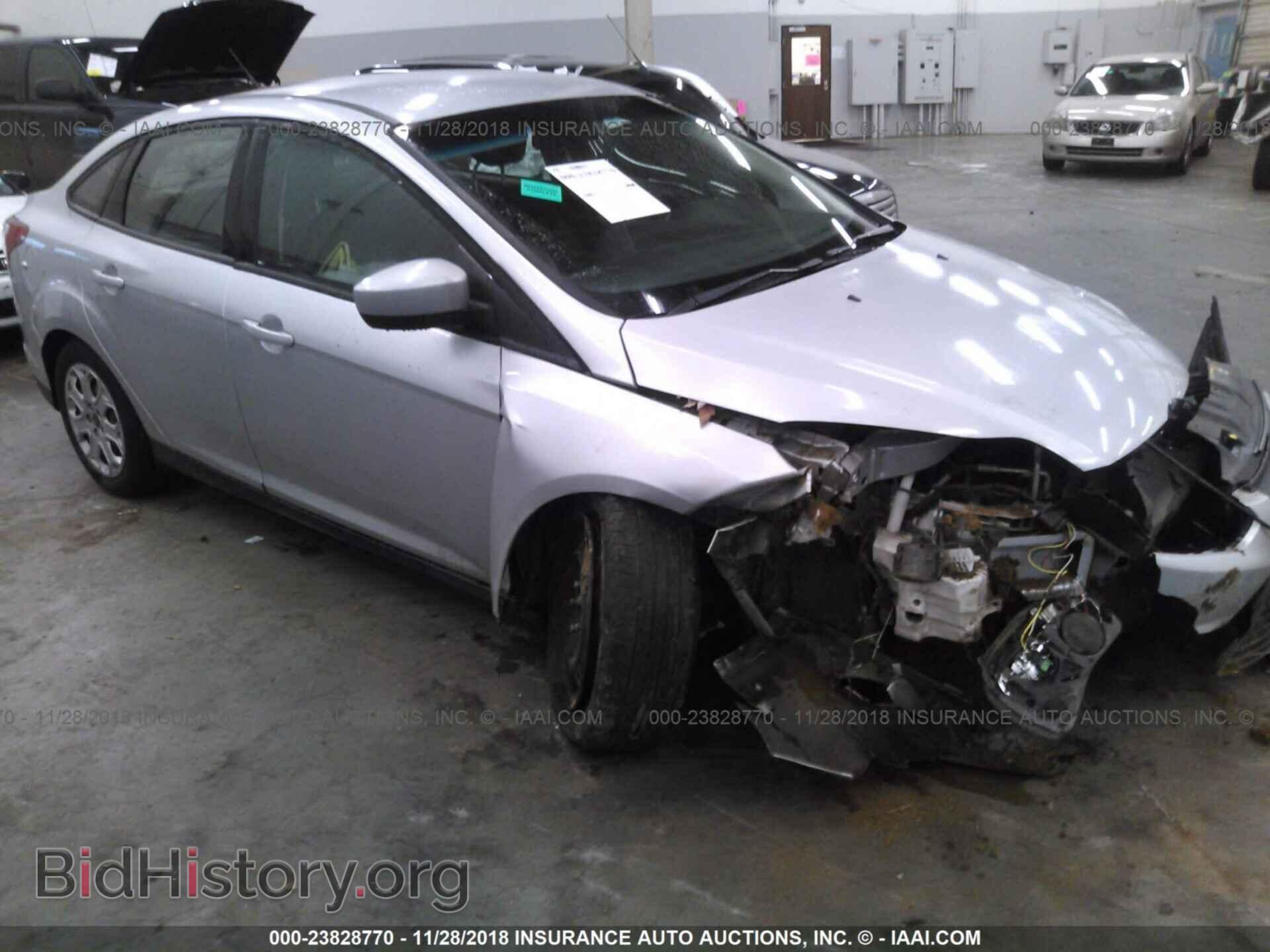 Photo 1FAHP3F28CL192480 - FORD FOCUS 2012
