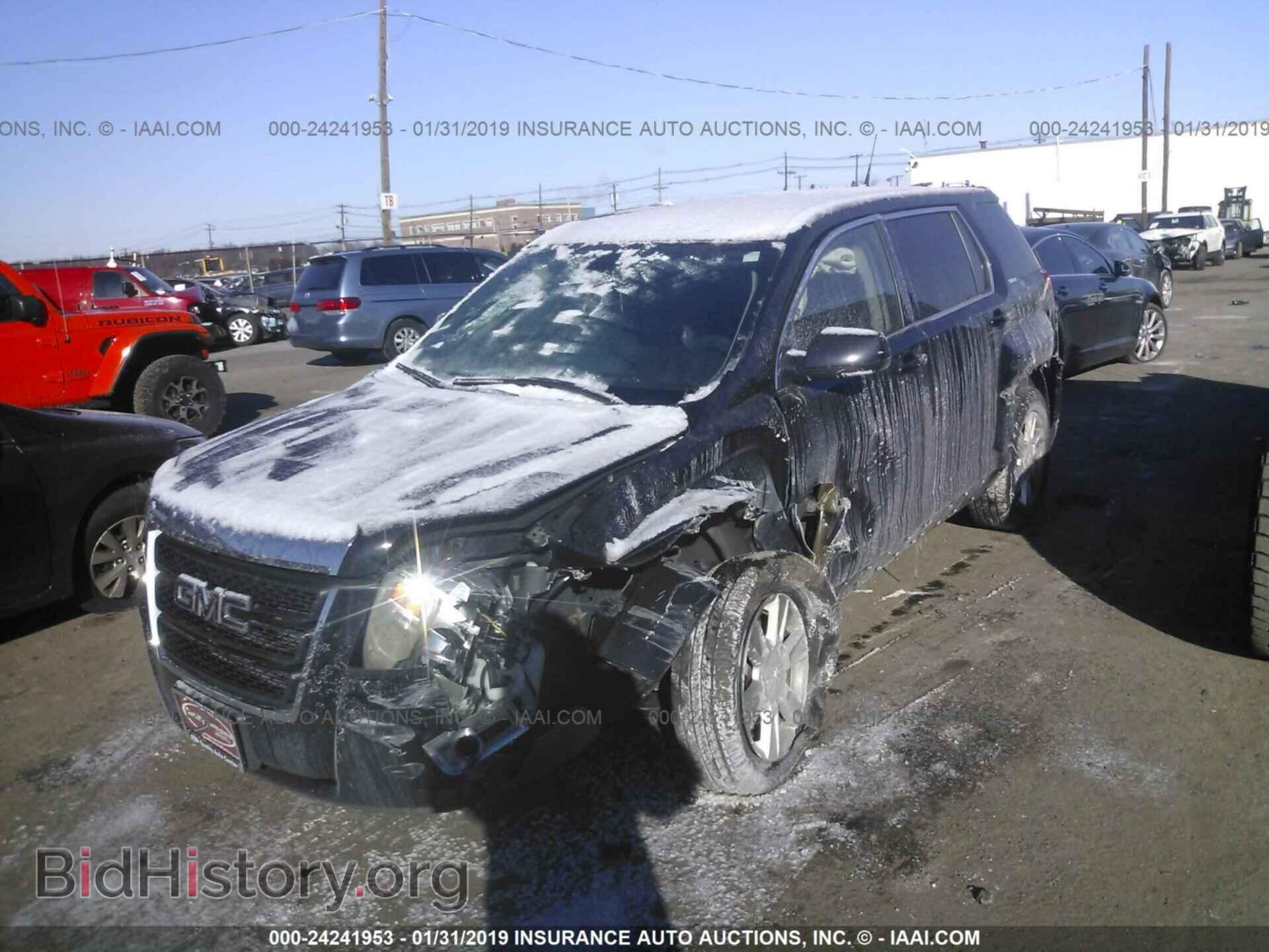 2011 GMC TERRAIN - VIN: 2CTFLREC2B6247608 - Фото 2