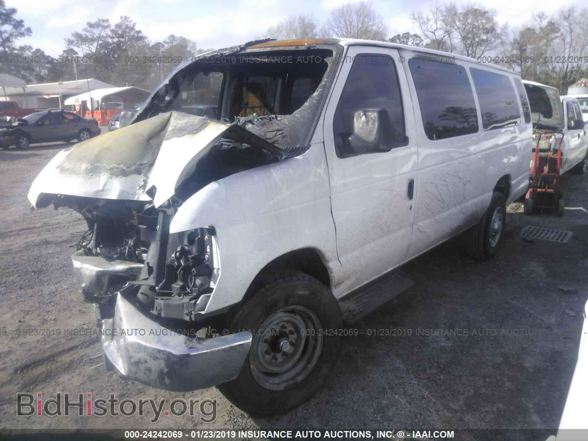 2013 FORD ECONOLINE - VIN: 1FBSS3BL2DDA83252 - Photo 2