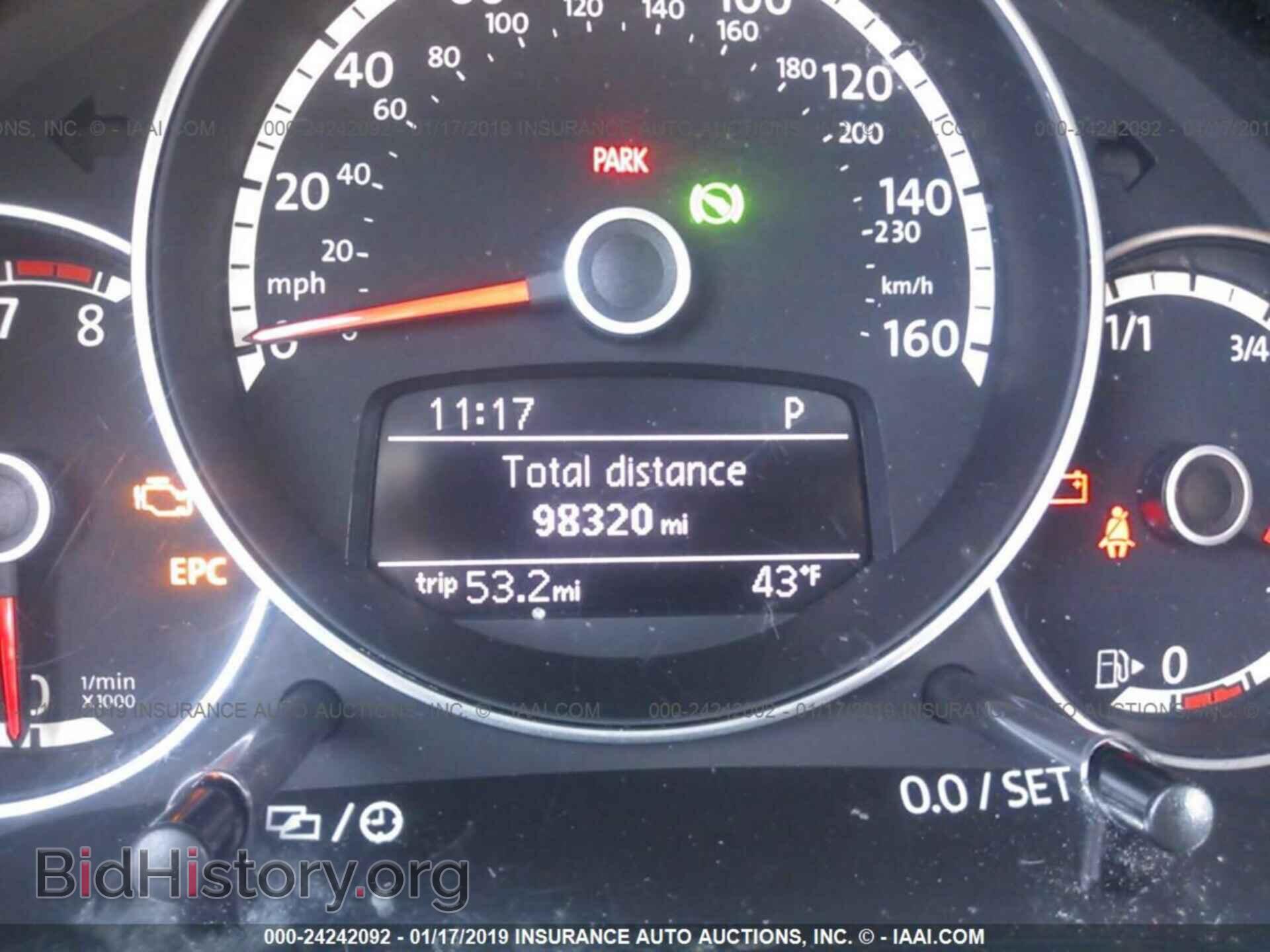 2013 VOLKSWAGEN BEETLE - VIN: 3VWJP7AT4DM677361 - Фото 7