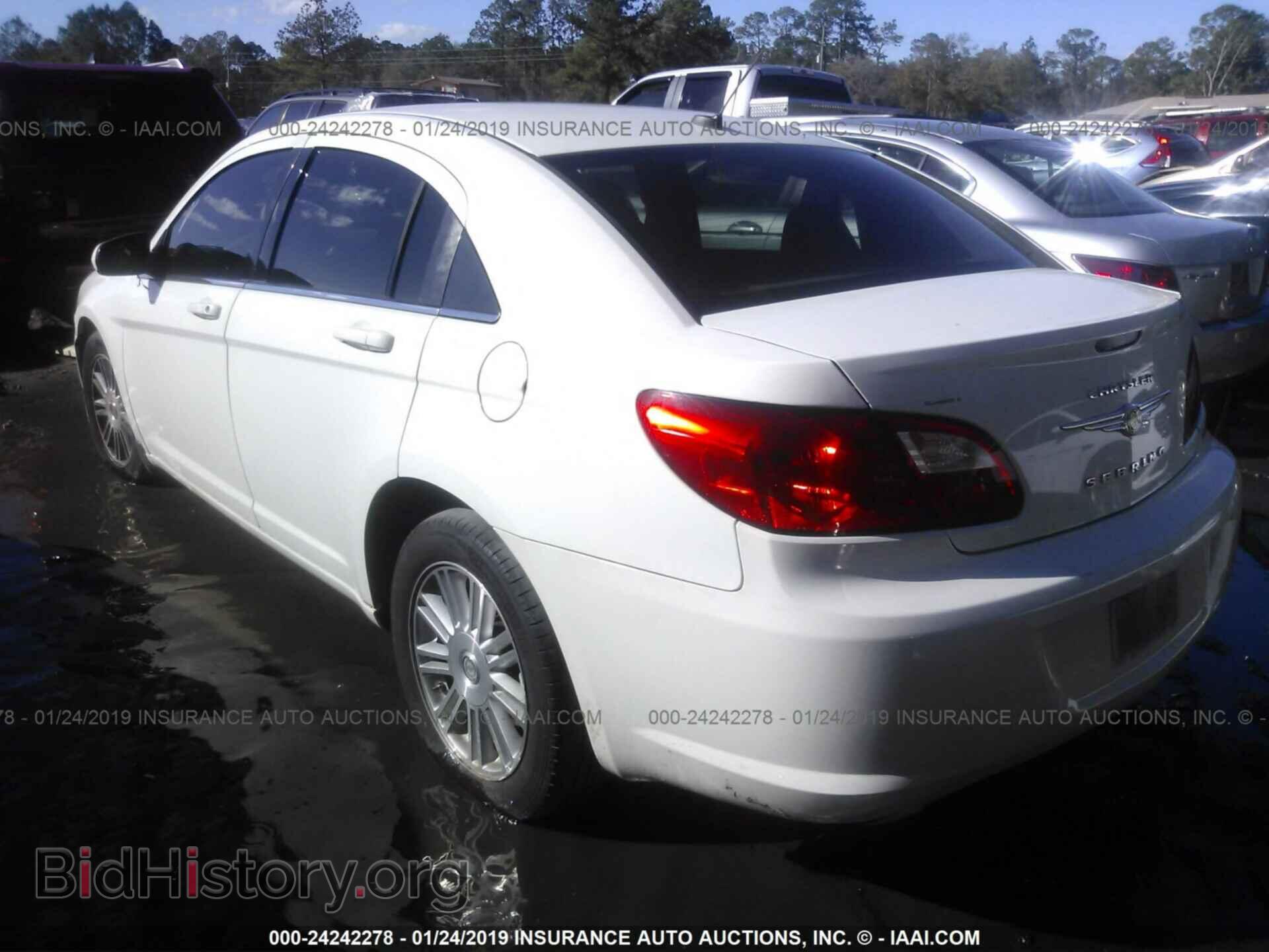 2009 CHRYSLER SEBRING - VIN: 1C3LC56B89N548374 - Фото 3