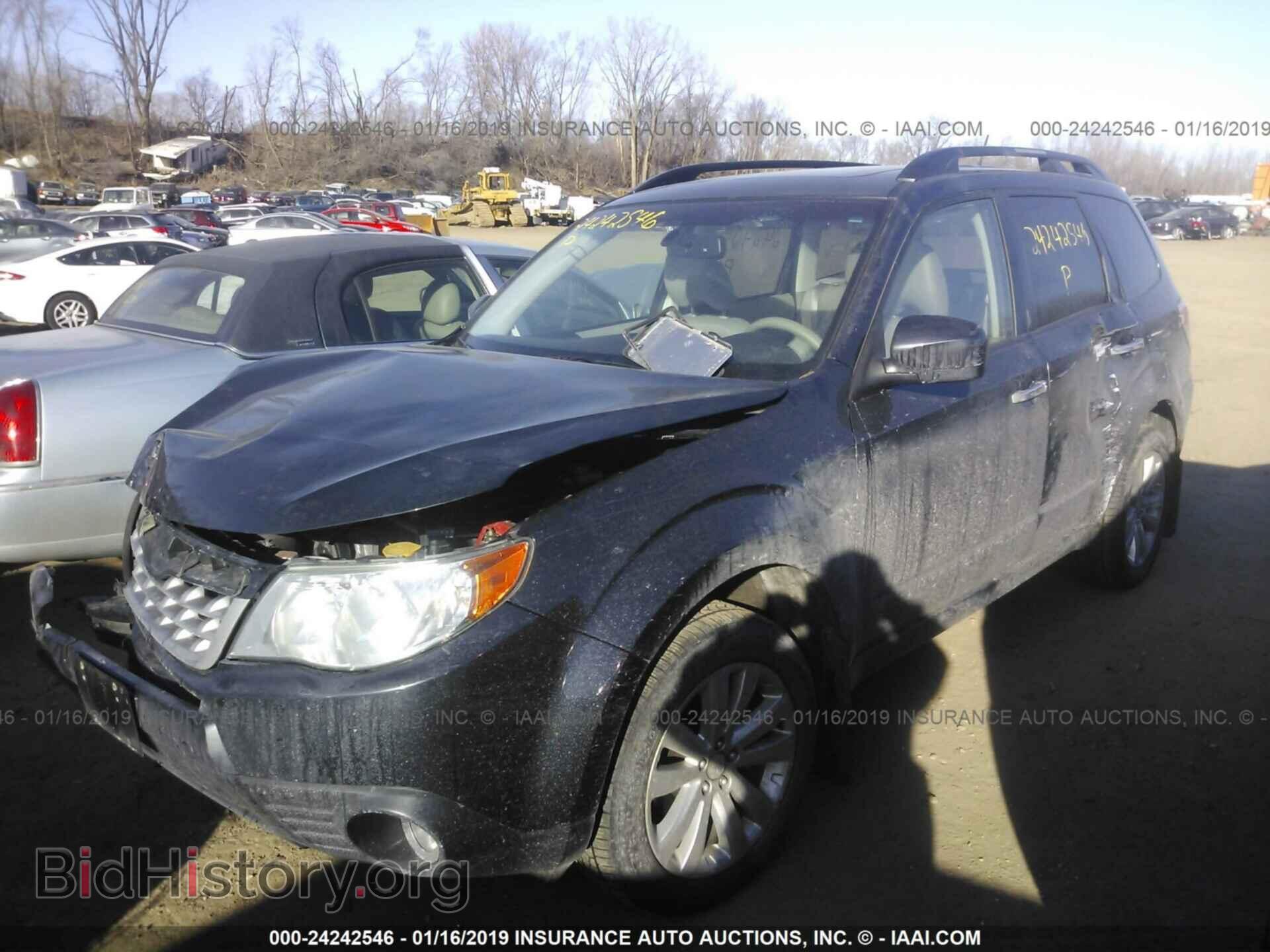 2011 SUBARU FORESTER - VIN: JF2SHBDC7BG771875 - Фото 2