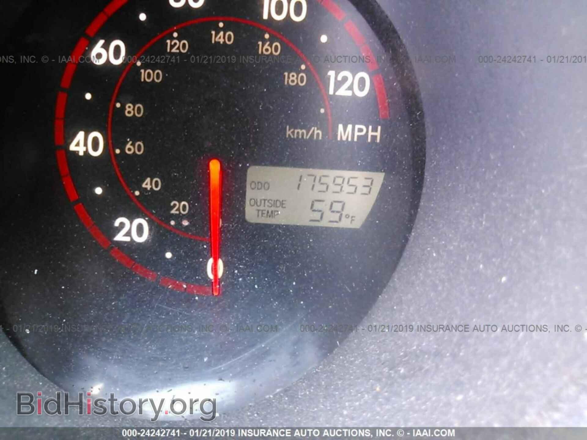 2006 TOYOTA COROLLA MATRIX - VIN: 2T1KR32E06C613985 - Фото 7