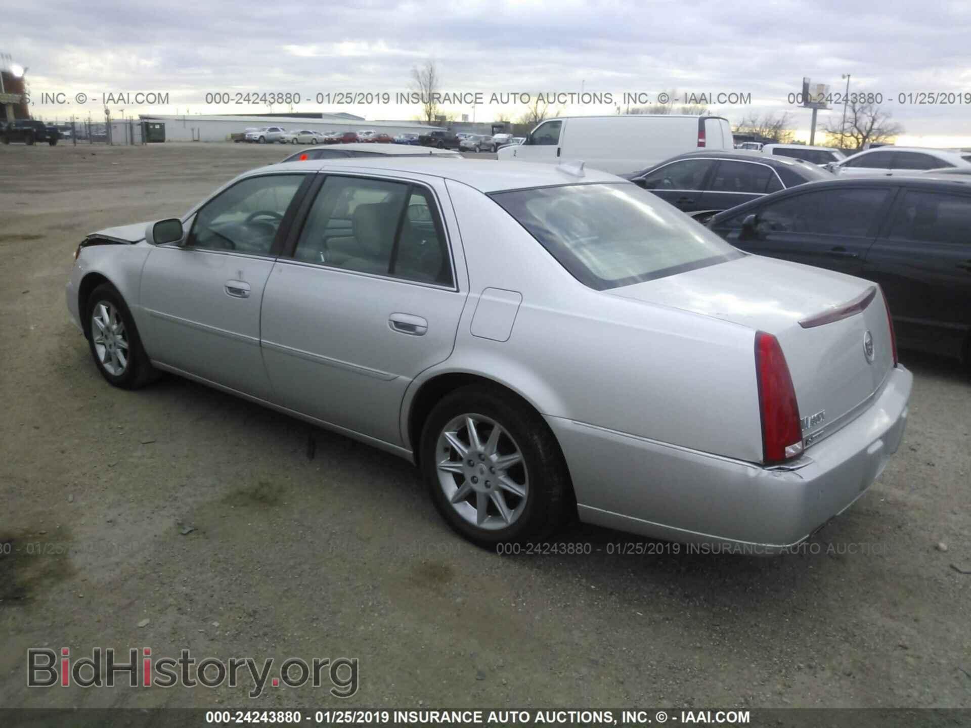 2011 CADILLAC DTS - VIN: 1G6KD5E68BU106959 - Фото 3