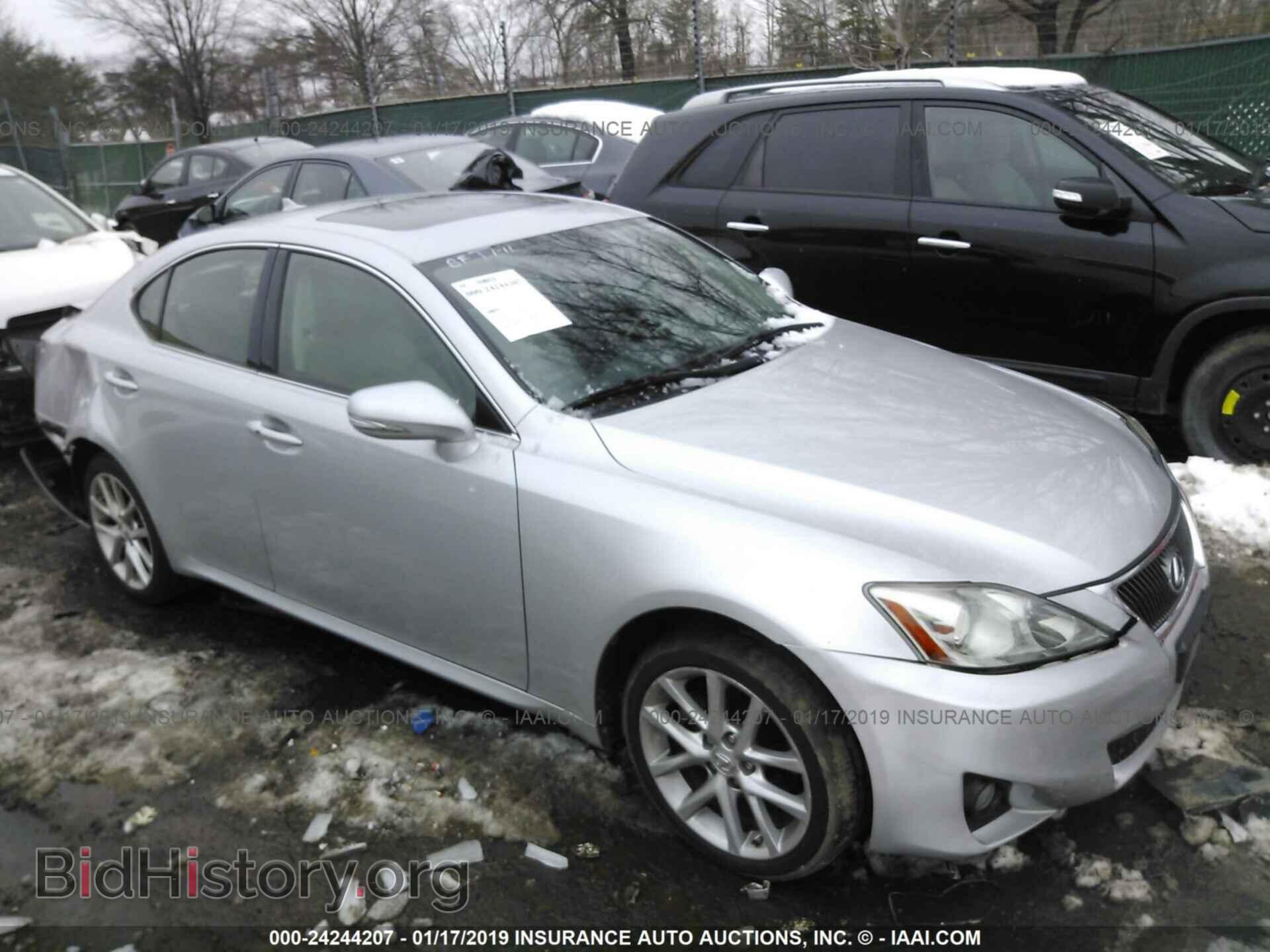 Photo JTHCF5C24C2035895 - LEXUS IS 2012