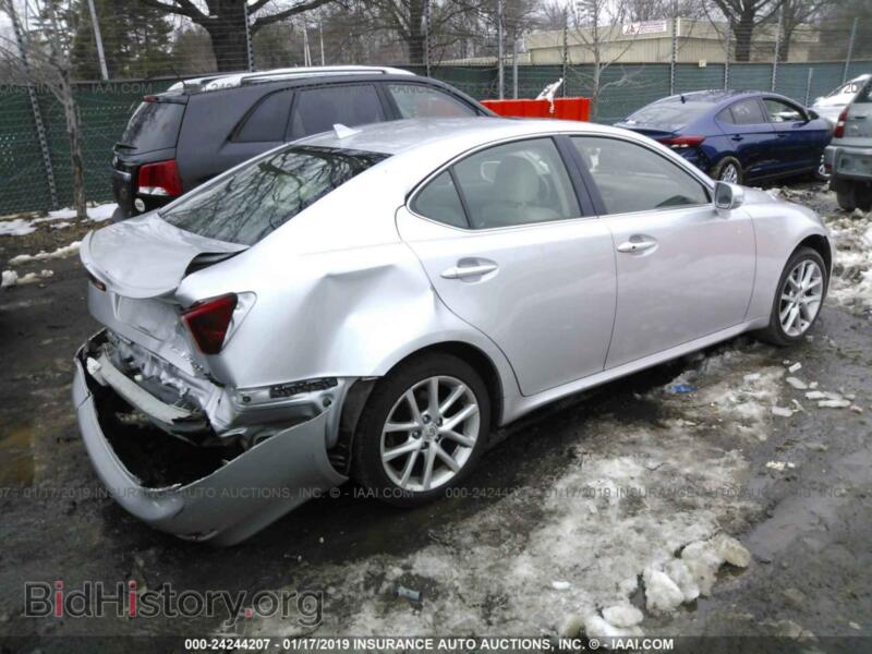 2012 Lexus IS (VIN JTHCF5C24C2035895) — фото 4 из 10