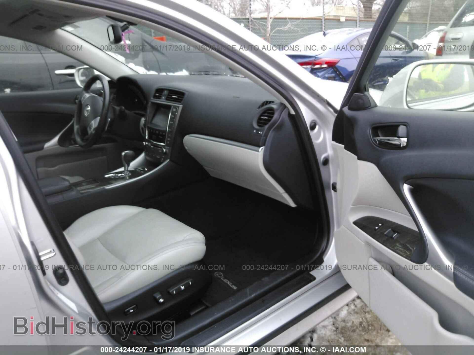 2012 LEXUS IS - VIN: JTHCF5C24C2035895 - Photo 5