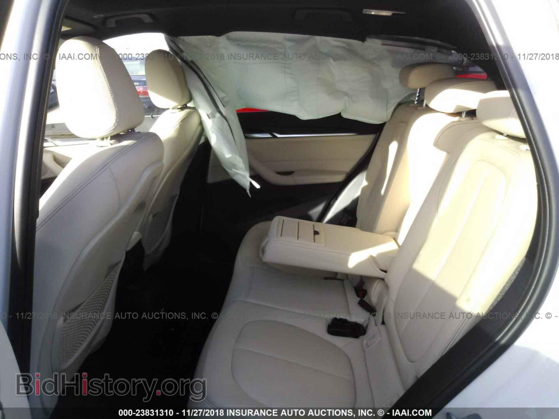 2018 BMW X1 - VIN: WBXHT3C32J5F93436 - Фото 8