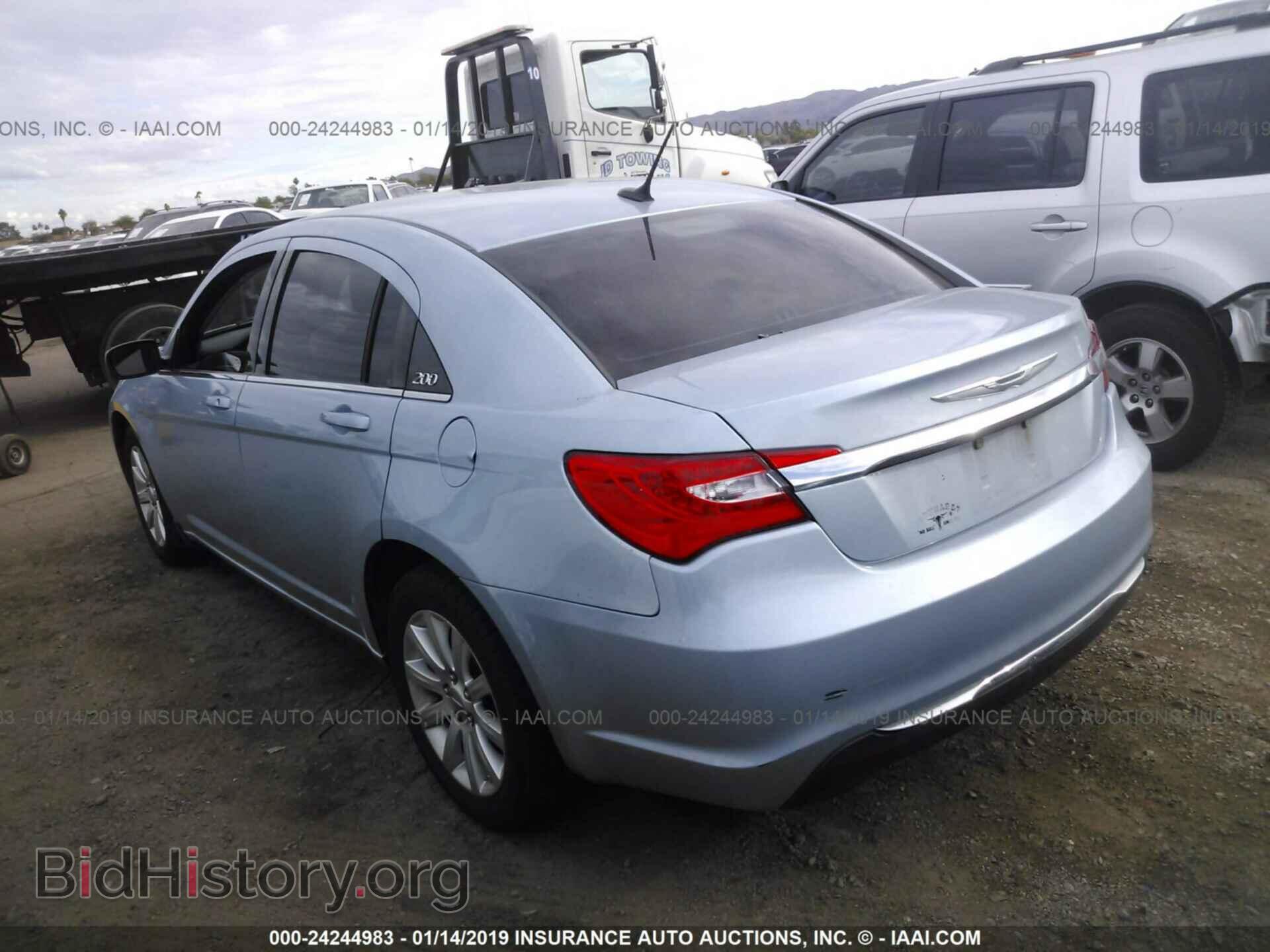 2012 CHRYSLER 200 - VIN: 1C3CCBBB1CN181006 - Фото 3