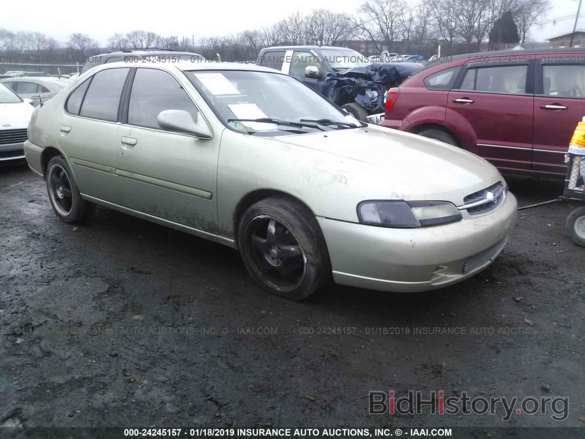 Photo 1N4DL01D2WC125587 - NISSAN ALTIMA 1998