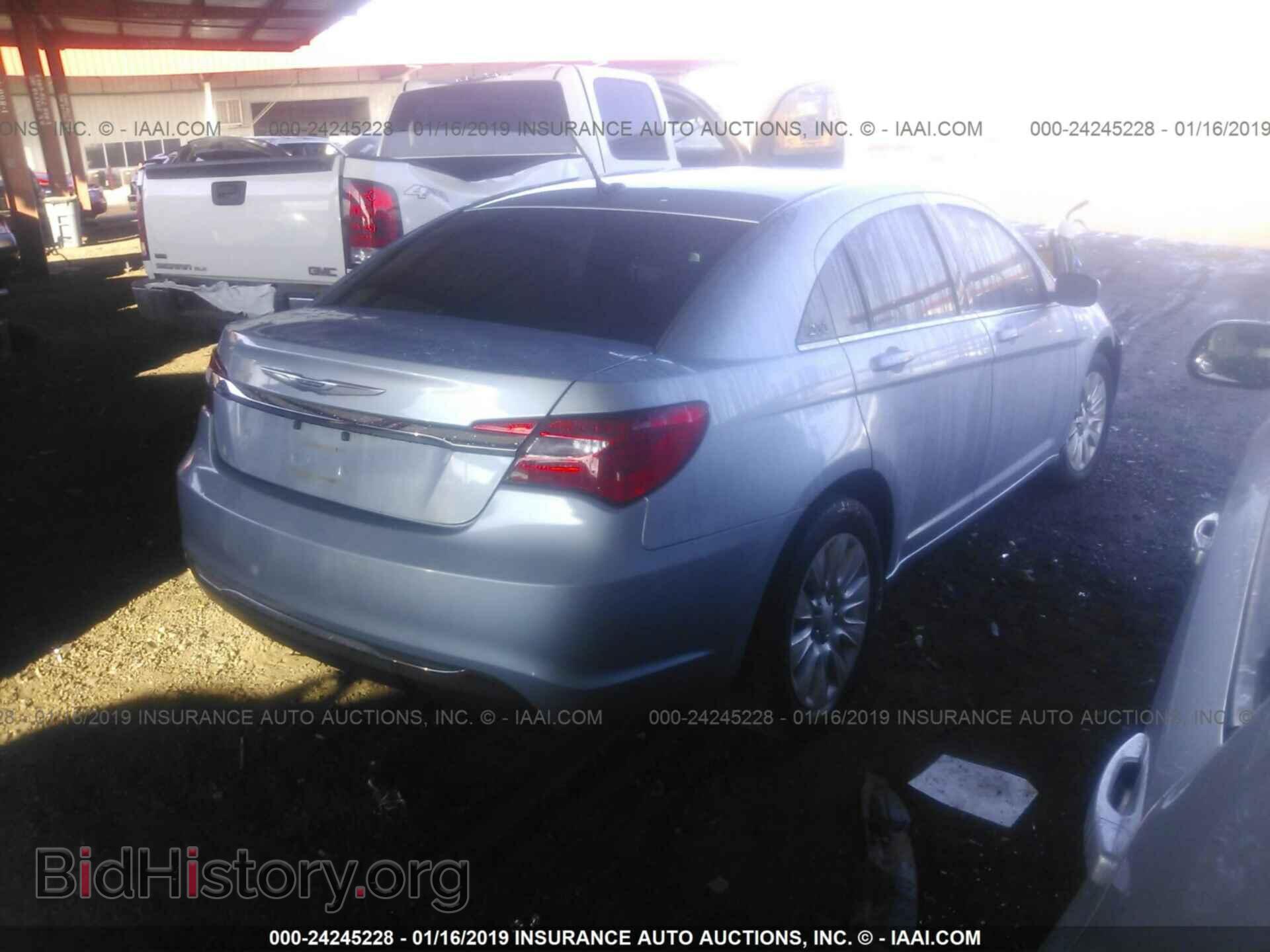 2013 CHRYSLER 200 - VIN: 1C3CCBAB9DN711399 - Photo 4