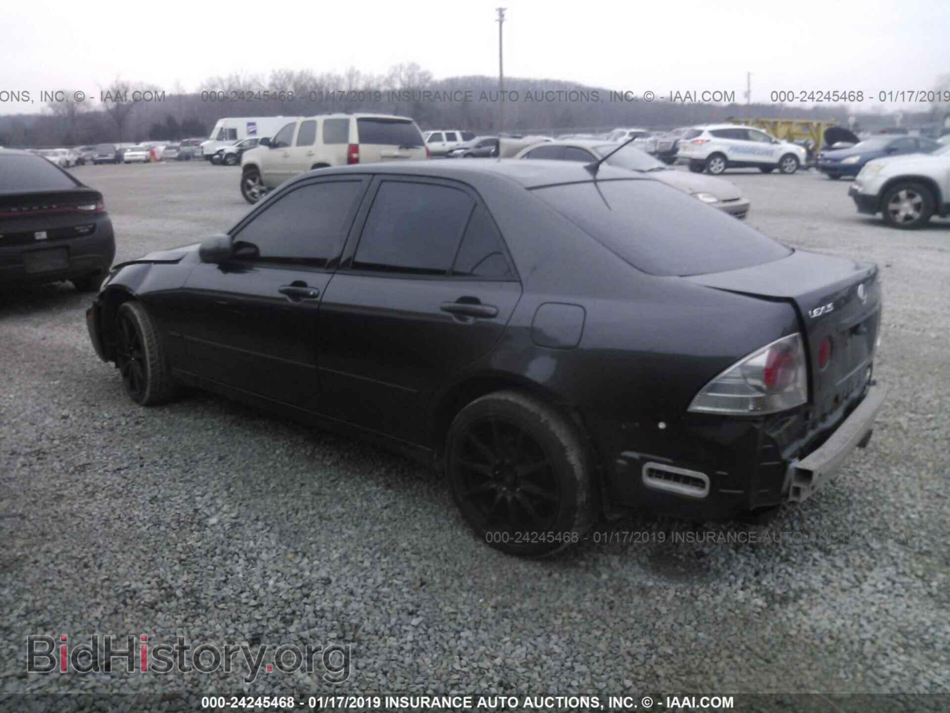 2001 LEXUS IS - VIN: JTHBD182710009836 - Photo 3