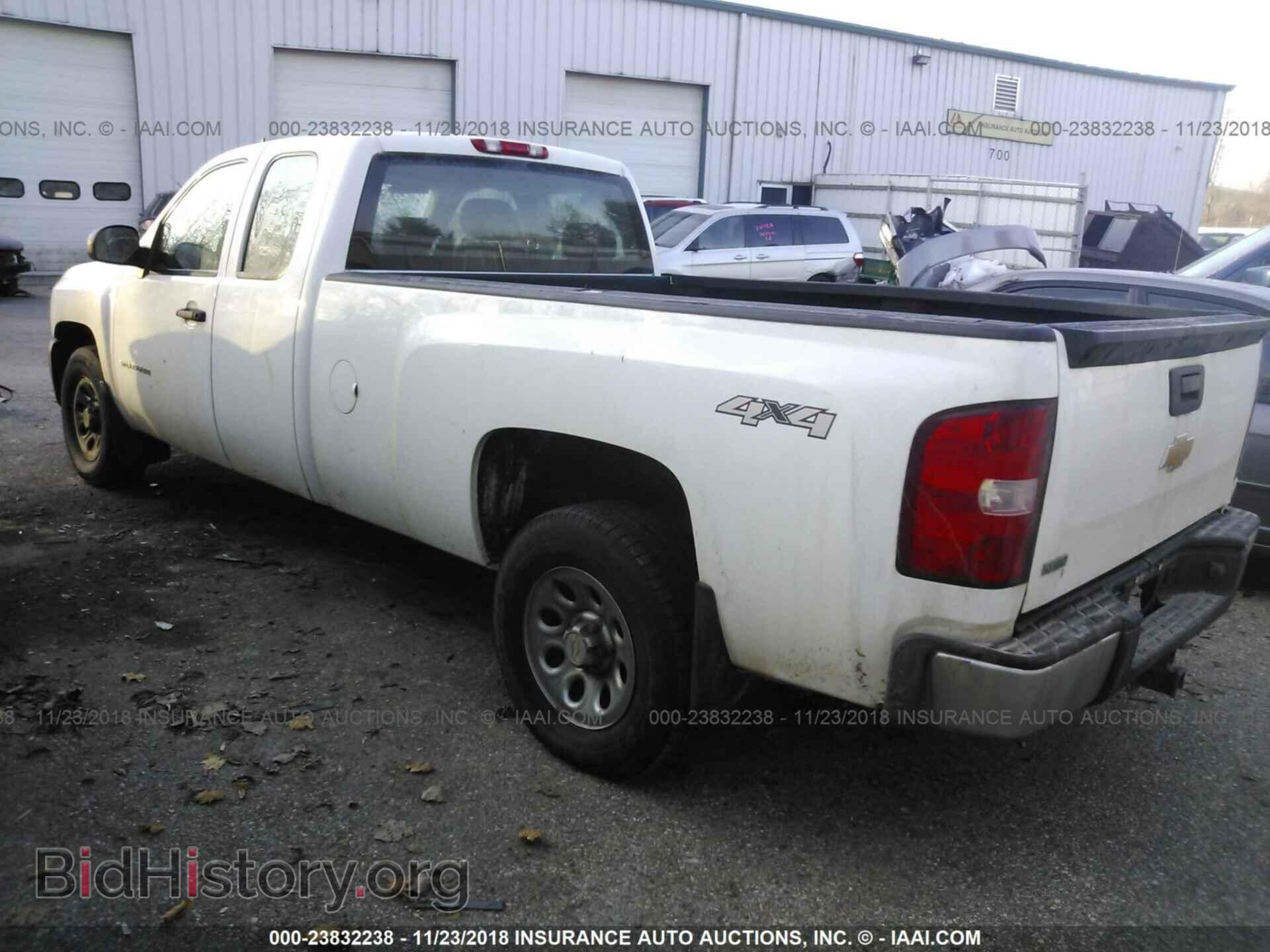 2011 CHEVROLET SILVERADO - VIN: 1GCRKPE07BZ273650 - Фото 3