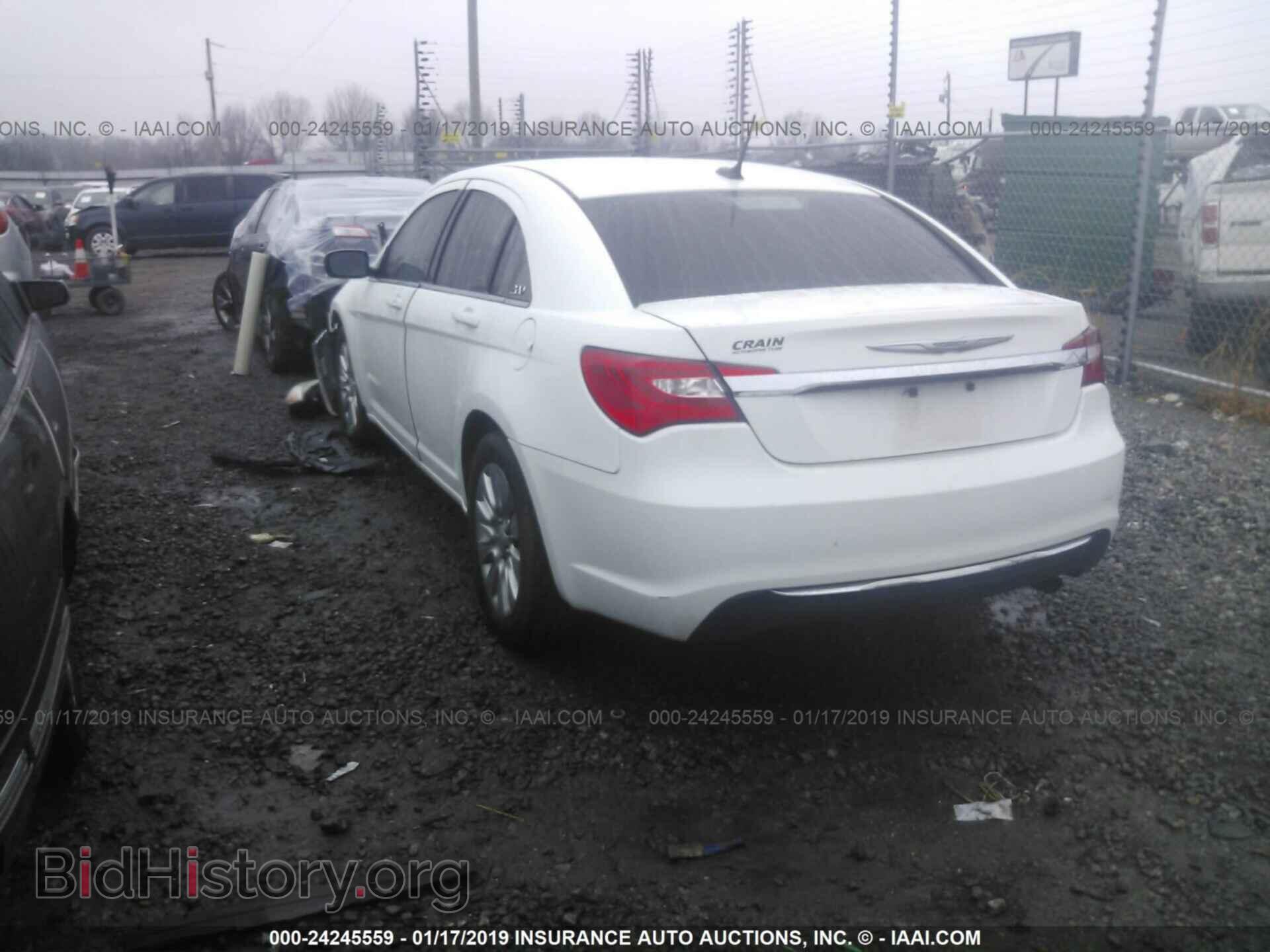 2014 CHRYSLER 200 - VIN: 1C3CCBAB8EN210411 - Photo 3