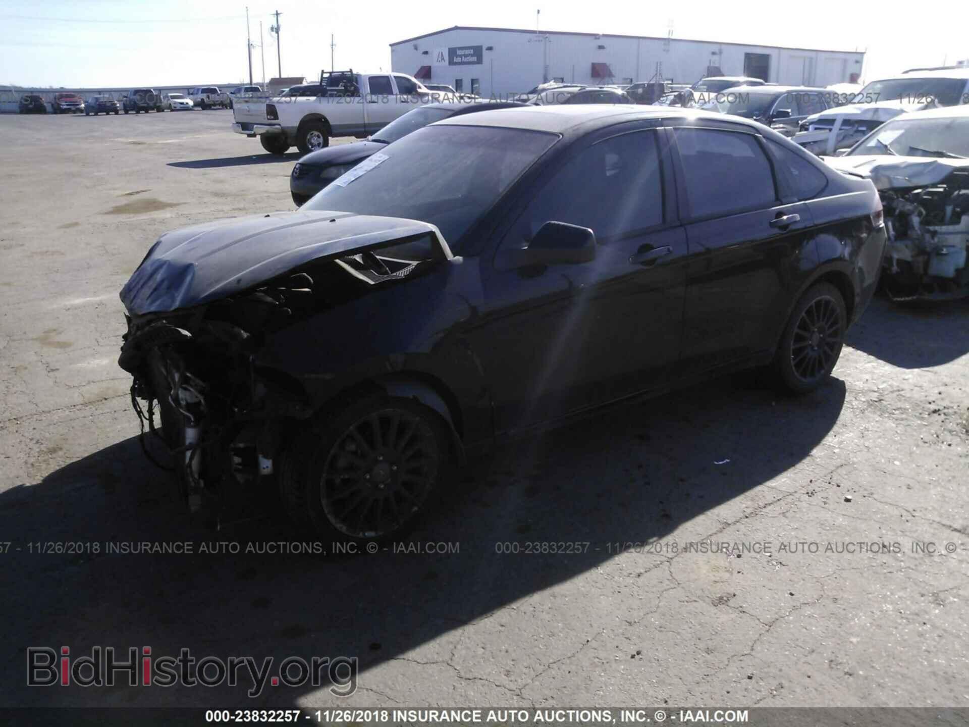 2011 FORD FOCUS - VIN: 1FAHP3GN4BW186987 - Фото 2