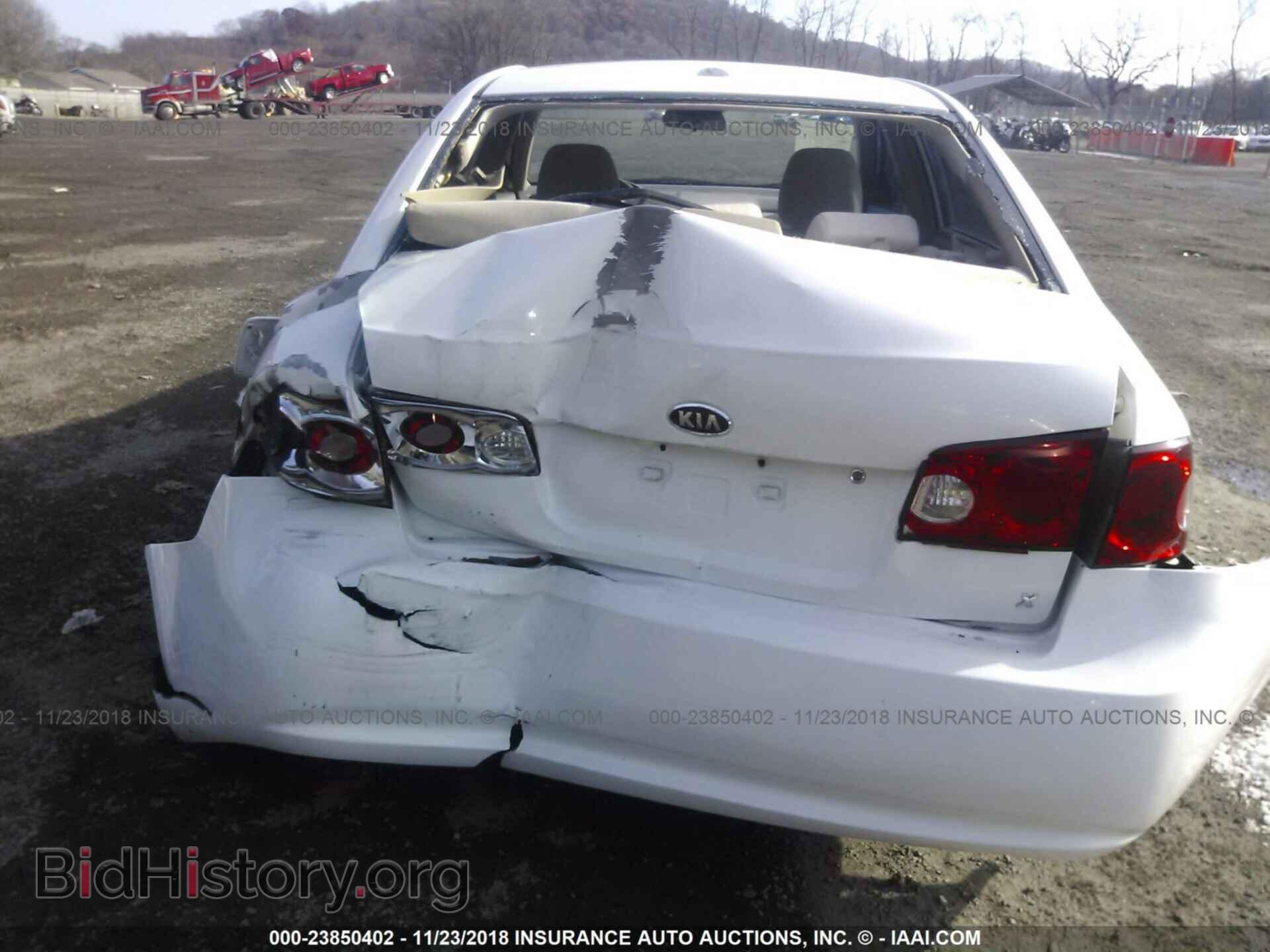2007 KIA OPTIMA - VIN: KNAGE123675090729 - Фото 6