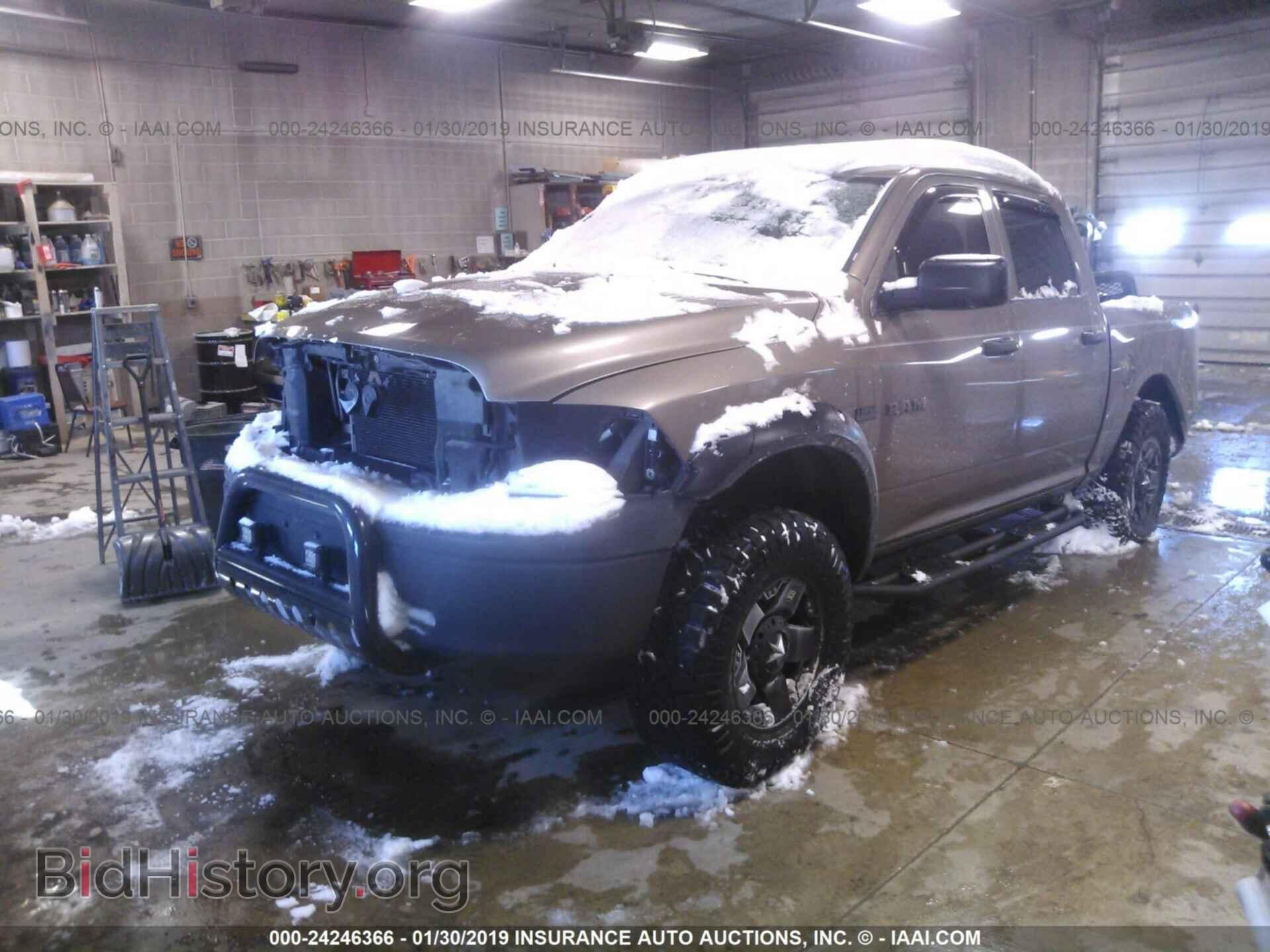 2010 DODGE RAM 1500 - VIN: 1D7RV1CT0AS197848 - Фото 2