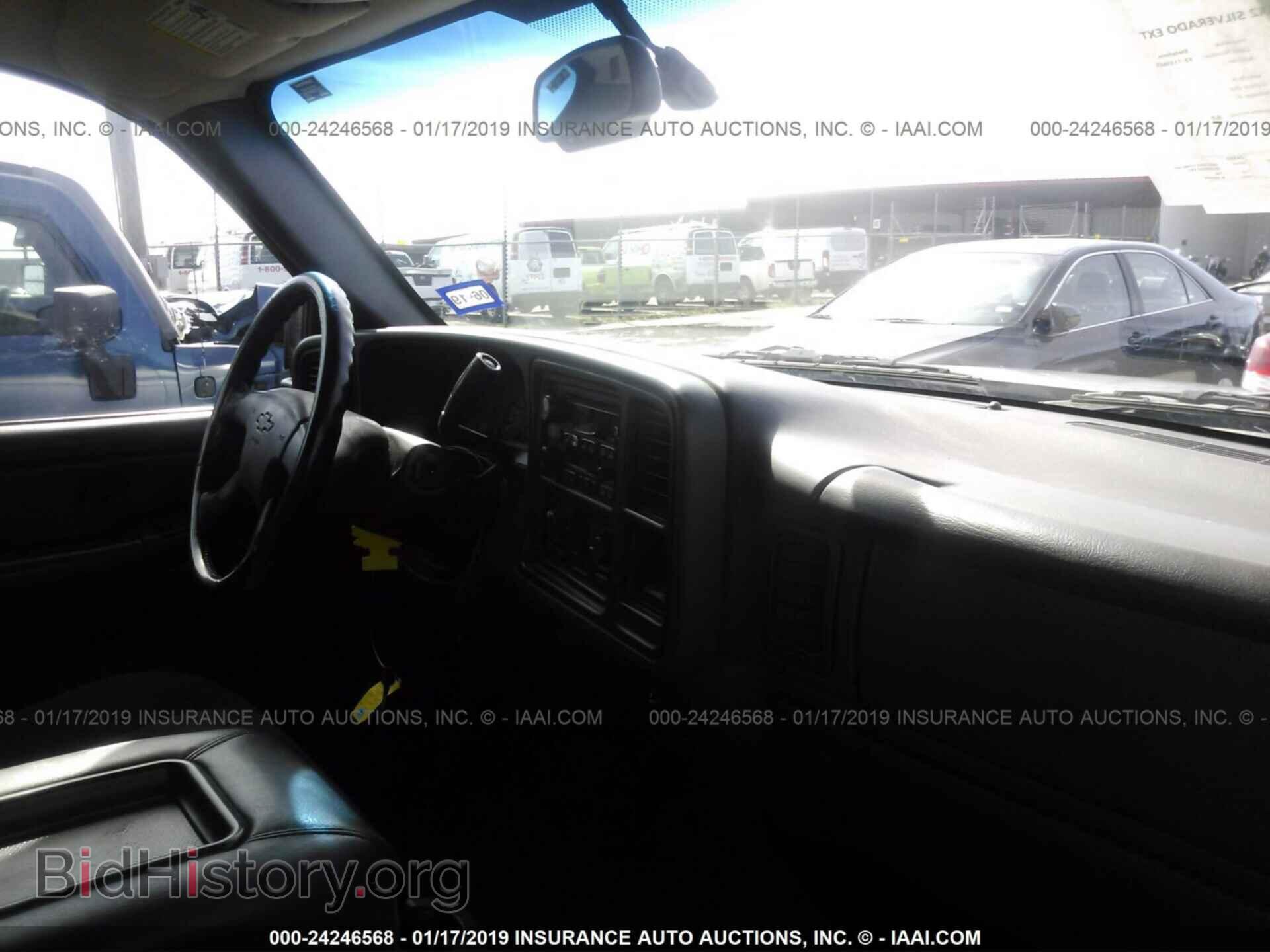 2005 CHEVROLET SILVERADO - VIN: 2GCEC19V651309839 - Фото 5