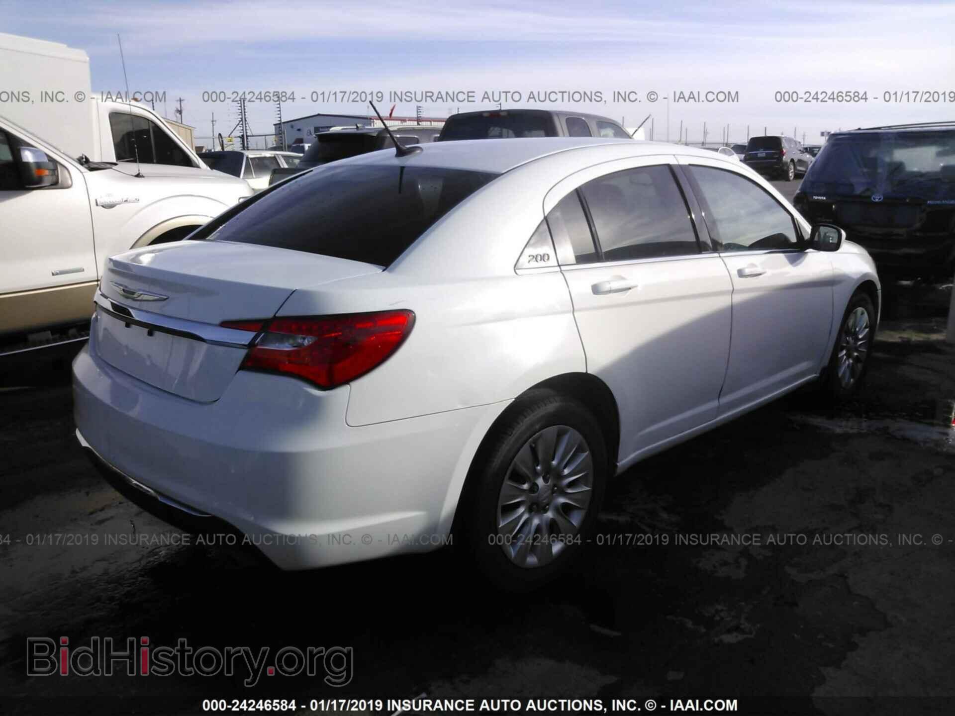 2013 CHRYSLER 200 - VIN: 1C3CCBAG8DN743174 - Фото 4