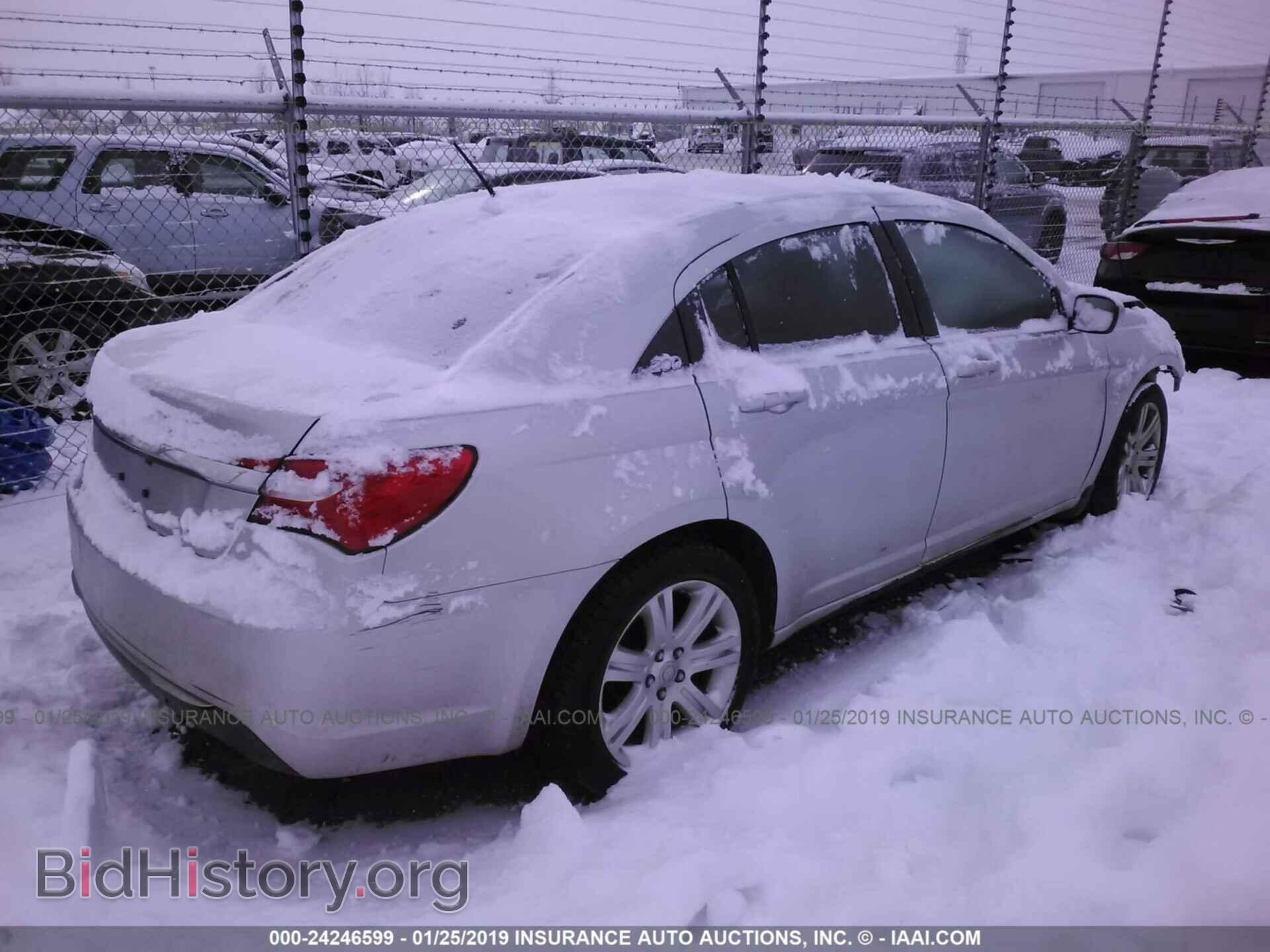 2012 CHRYSLER 200 - VIN: 1C3CCBBBXCN181554 - Photo 4