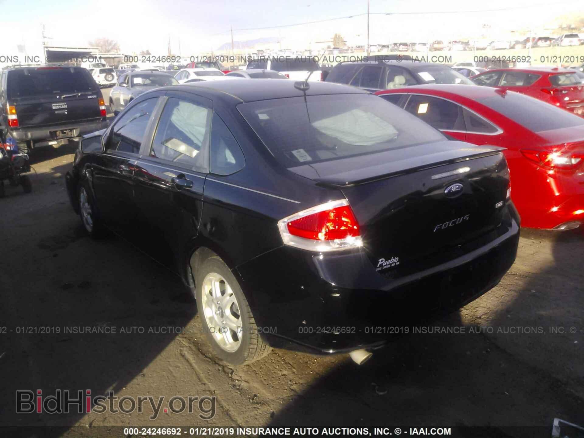 2008 FORD FOCUS - VIN: 1FAHP35N38W228660 - Фото 3