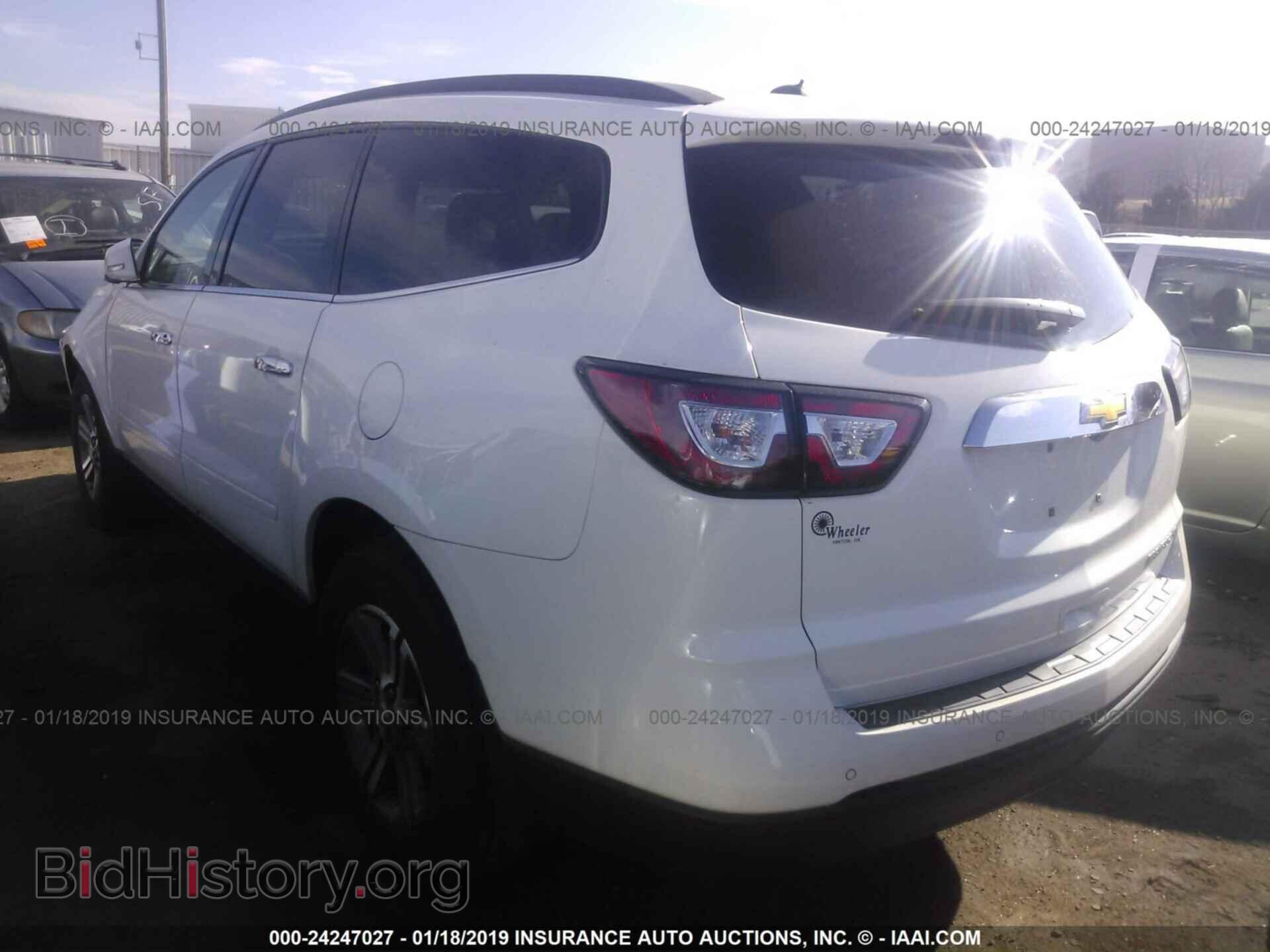 2015 CHEVROLET TRAVERSE - VIN: 1GNKRHKD8FJ290950 - Фото 3