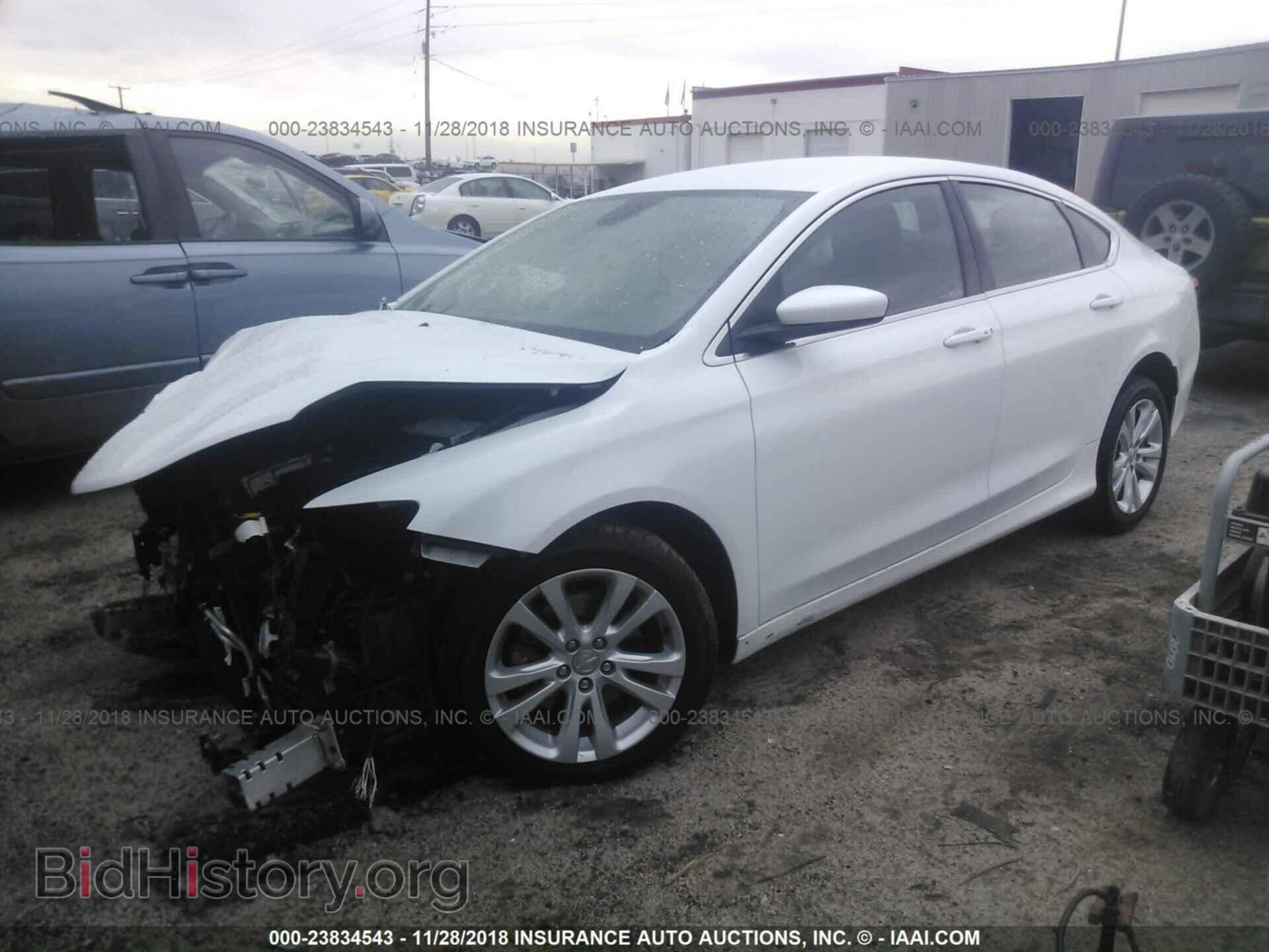 2015 CHRYSLER 200 - VIN: 1C3CCCAB5FN720397 - Photo 2