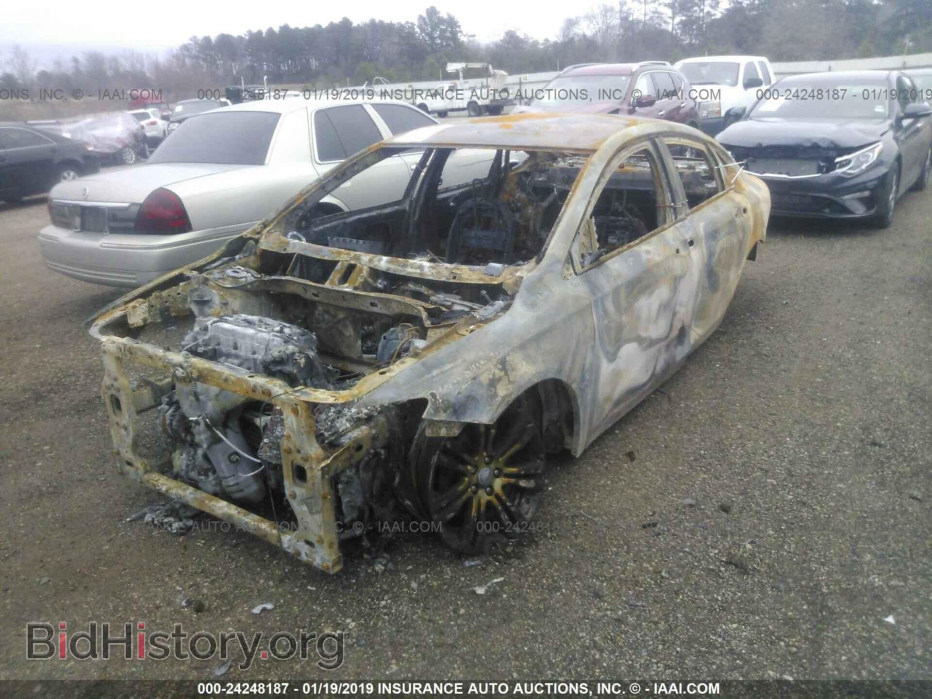 2016 CHRYSLER 200 - VIN: 1C3CCCAB1GN108408 - Фото 2