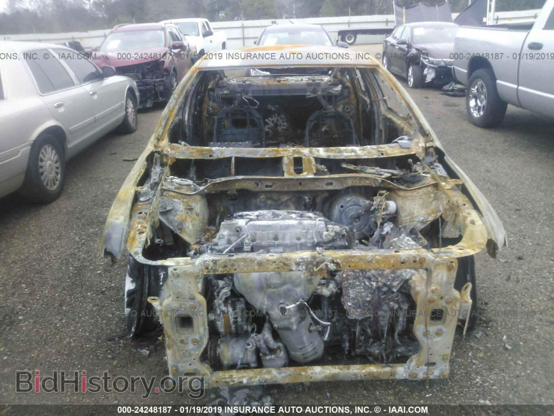 2016 CHRYSLER 200 - VIN: 1C3CCCAB1GN108408 - Фото 6
