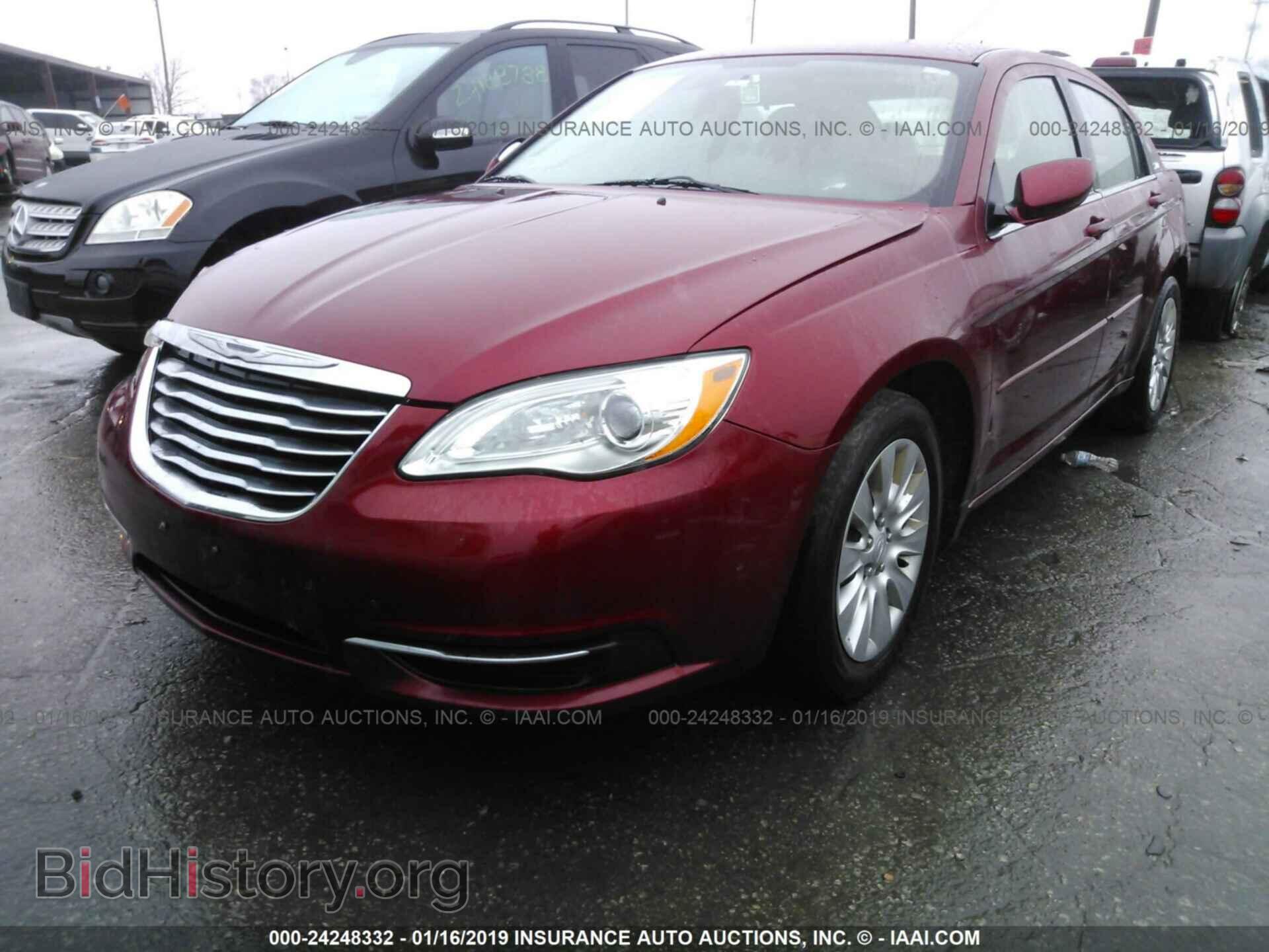 2012 CHRYSLER 200 - VIN: 1C3CCBAB6CN225759 - Фото 2