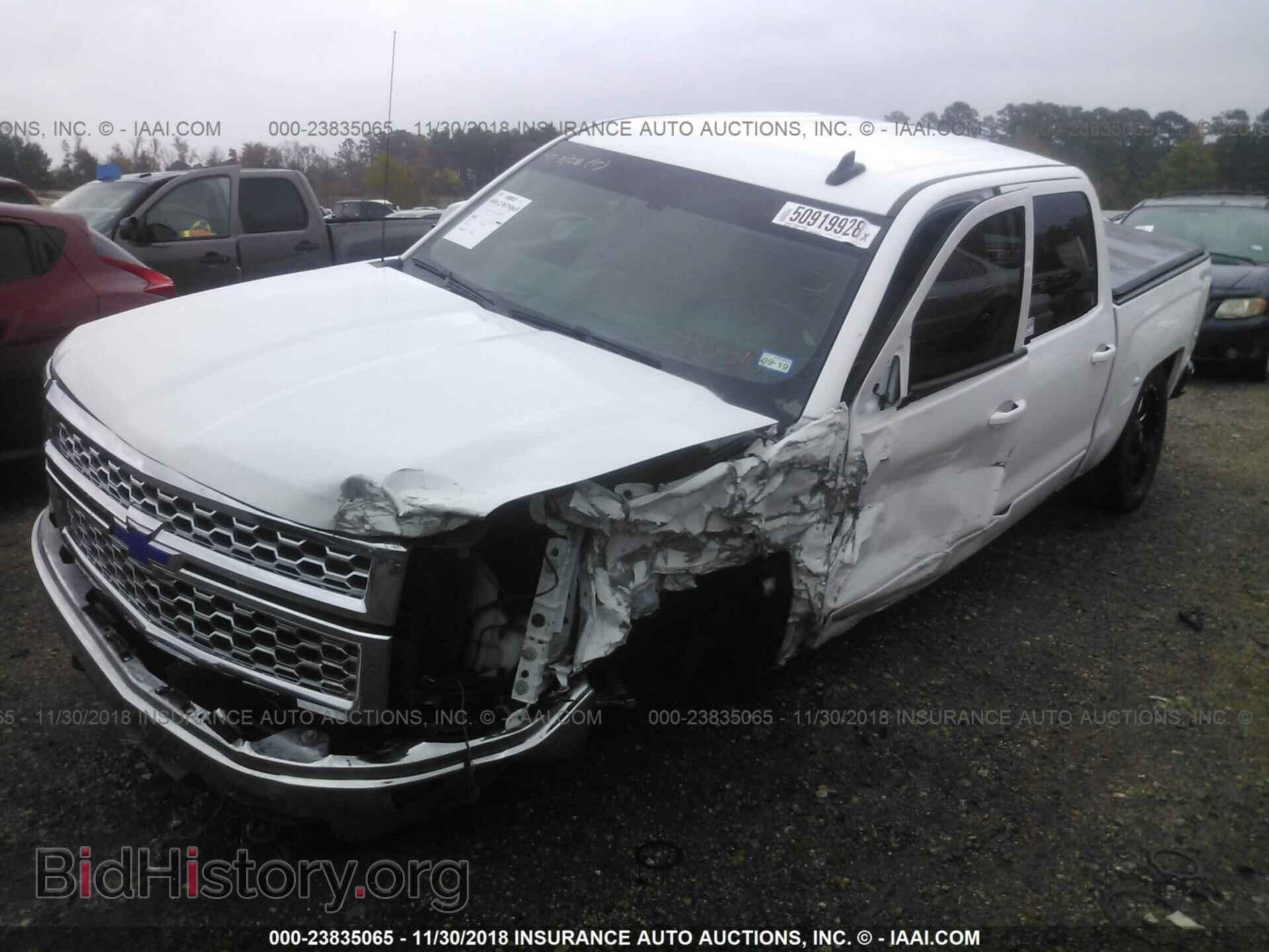2015 CHEVROLET SILVERADO - VIN: 3GCUKREH3FG410570 - Фото 2