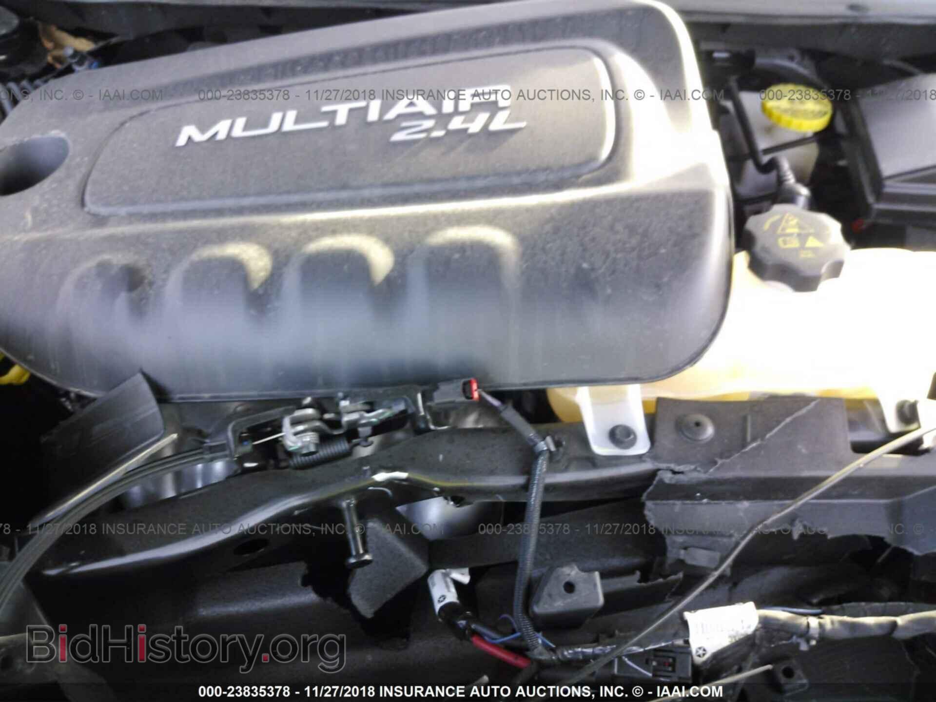 2014 CHRYSLER 200 - VIN: 1C3CCBCG2EN187409 - Фото 10