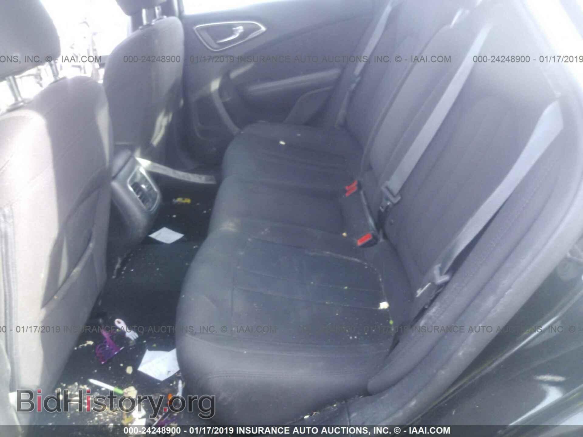 2015 CHRYSLER 200 - VIN: 1C3CCCABXFN558427 - Photo 8