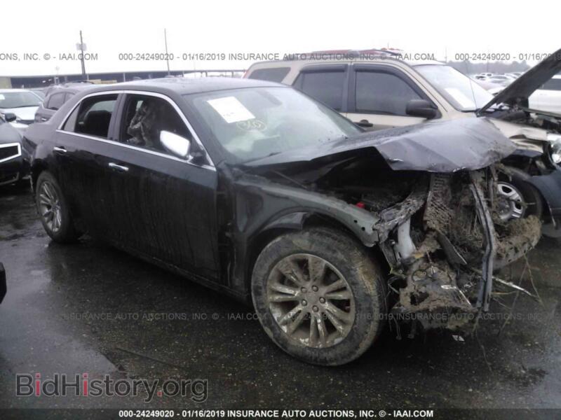 2017 Chrysler 300C (VIN 2C3CCAEG2HH610087) — фото 1 из 10, IAAI, повреждение: передняя и задняя часть