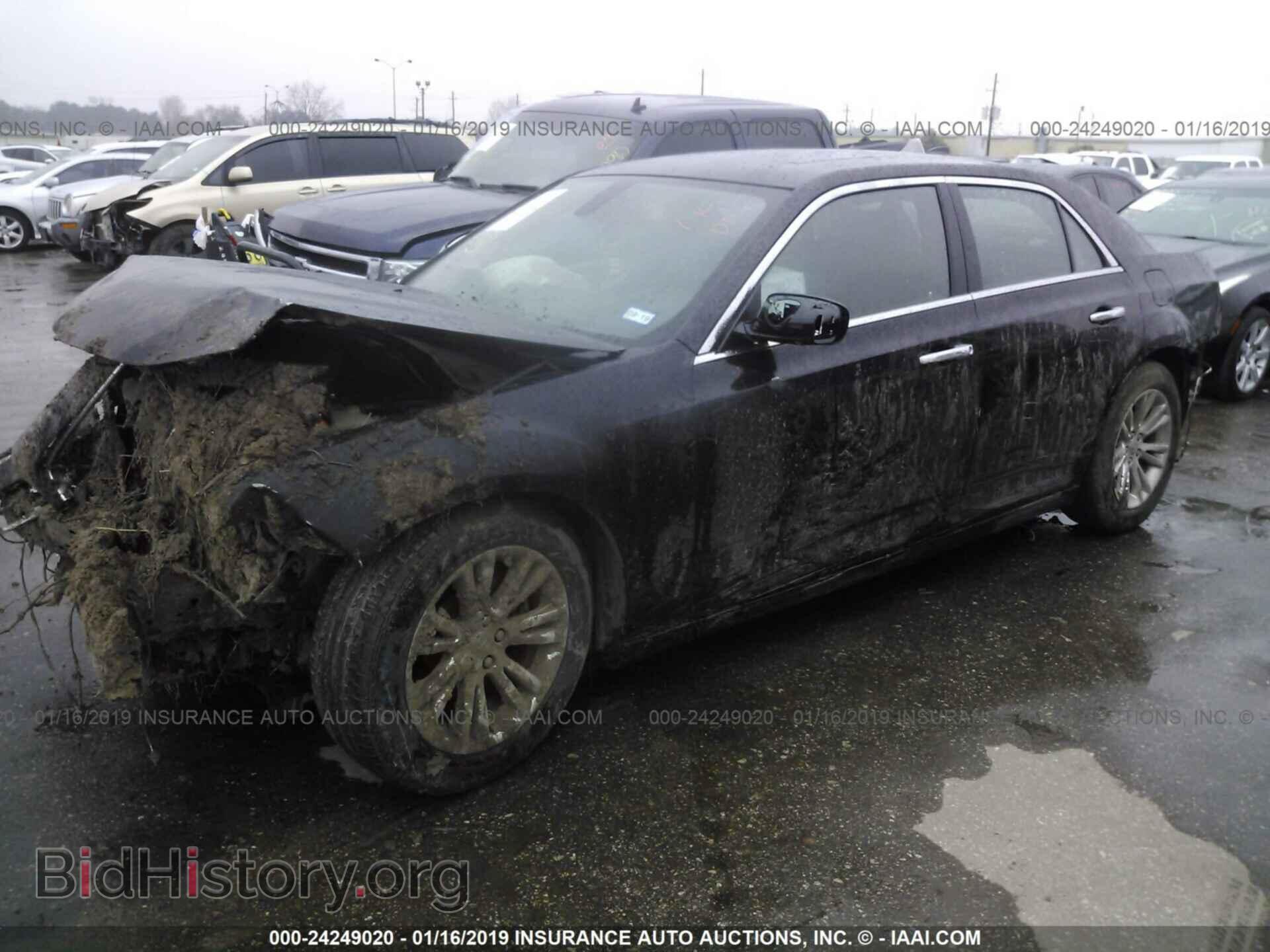2017 CHRYSLER 300C - VIN: 2C3CCAEG2HH610087 - Фото 2