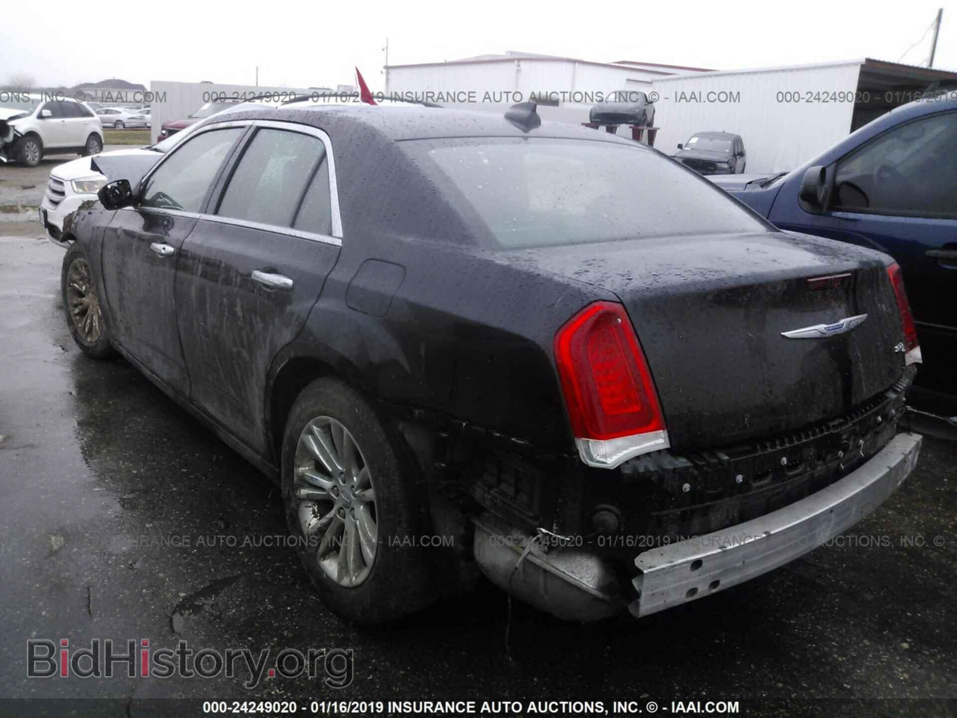 2017 CHRYSLER 300C - VIN: 2C3CCAEG2HH610087 - Фото 3