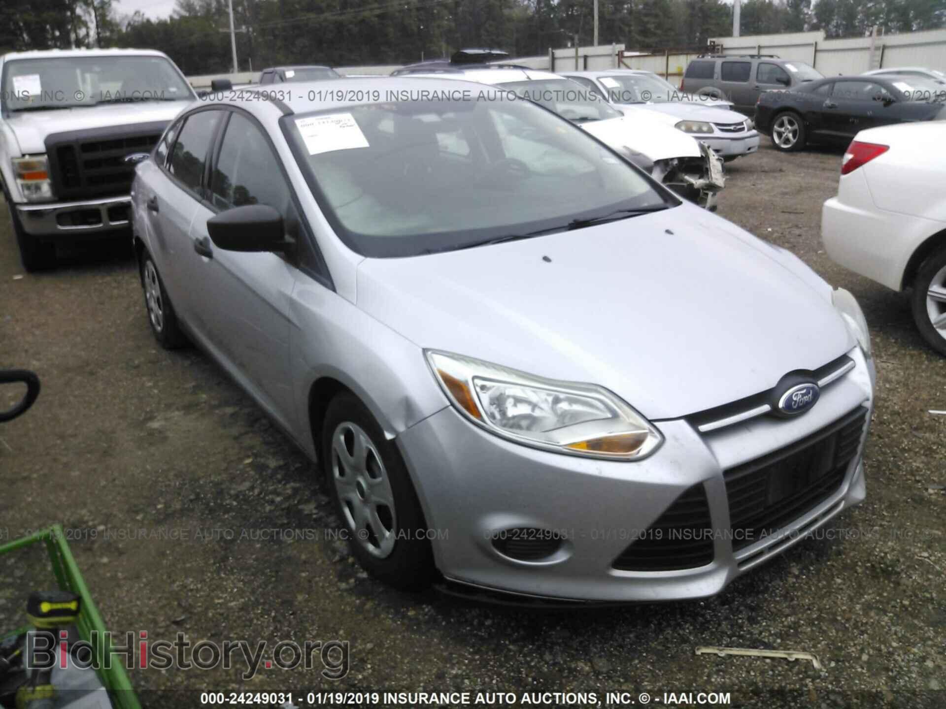 Photo 1FAHP3E23CL167374 - FORD FOCUS 2012