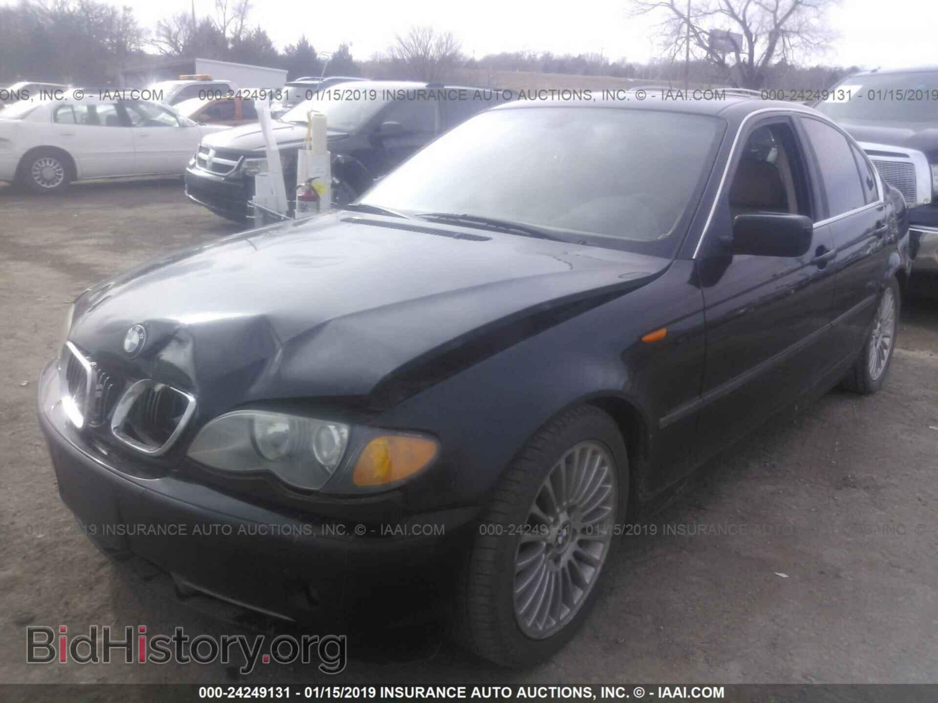 2003 BMW 330 - VIN: WBAEV53443KM24998 - Фото 2