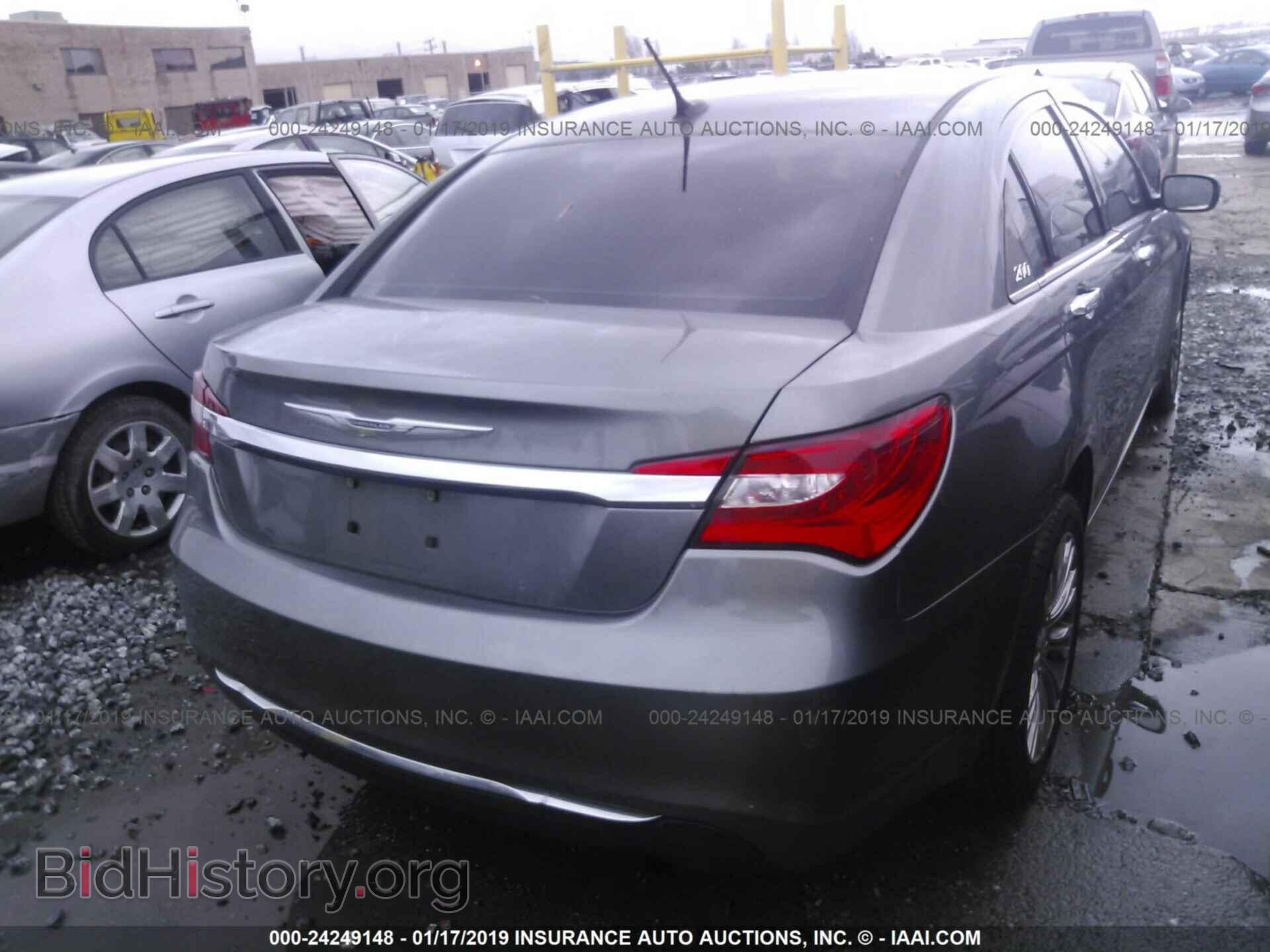 2012 CHRYSLER 200 - VIN: 1C3CCBCB9CN201503 - Фото 4