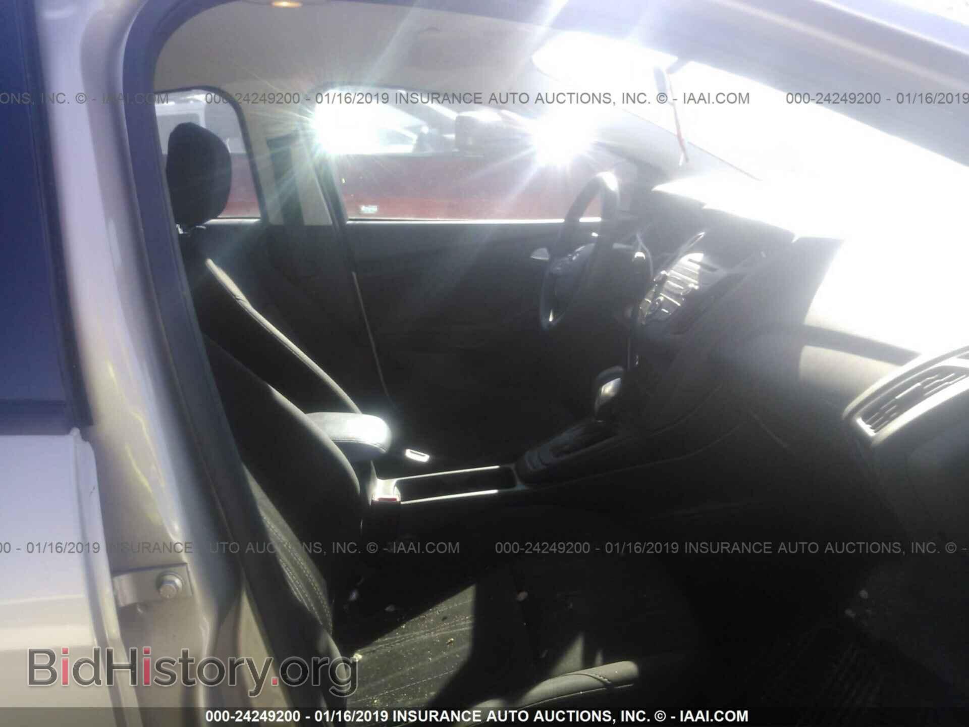 2017 FORD FOCUS - VIN: 1FADP3F25HL327131 - Photo 5