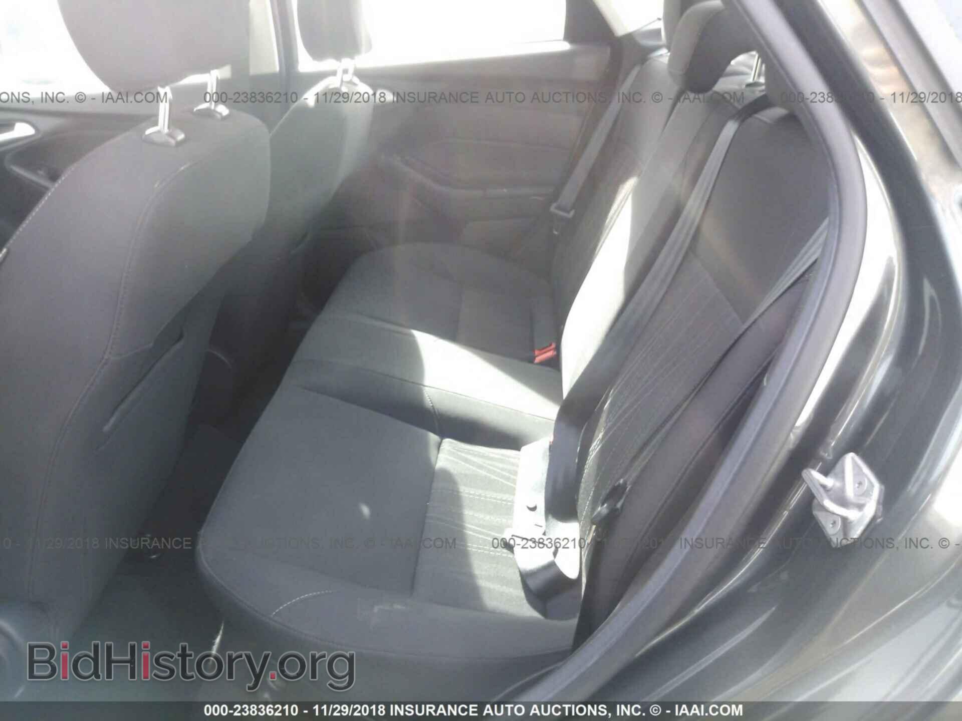 2016 FORD FOCUS - VIN: 1FADP3F27GL355995 - Photo 8