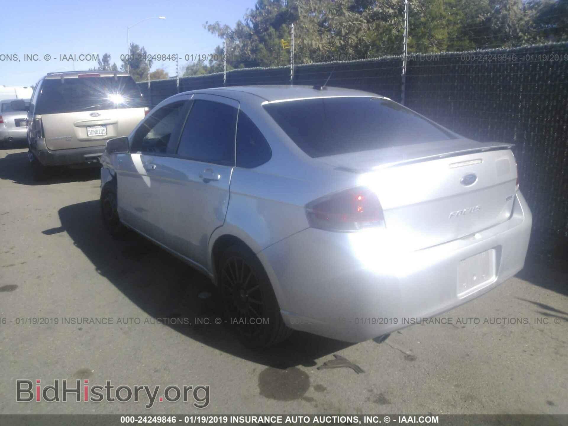 2011 FORD FOCUS - VIN: 1FAHP3GN2BW108367 - Фото 3