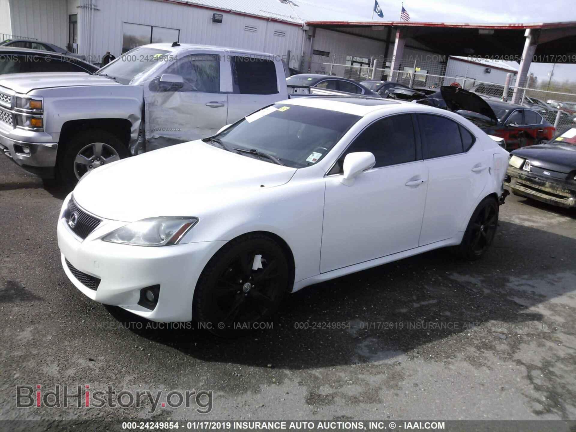 2011 LEXUS IS - VIN: JTHBF5C29B5131398 - Фото 2